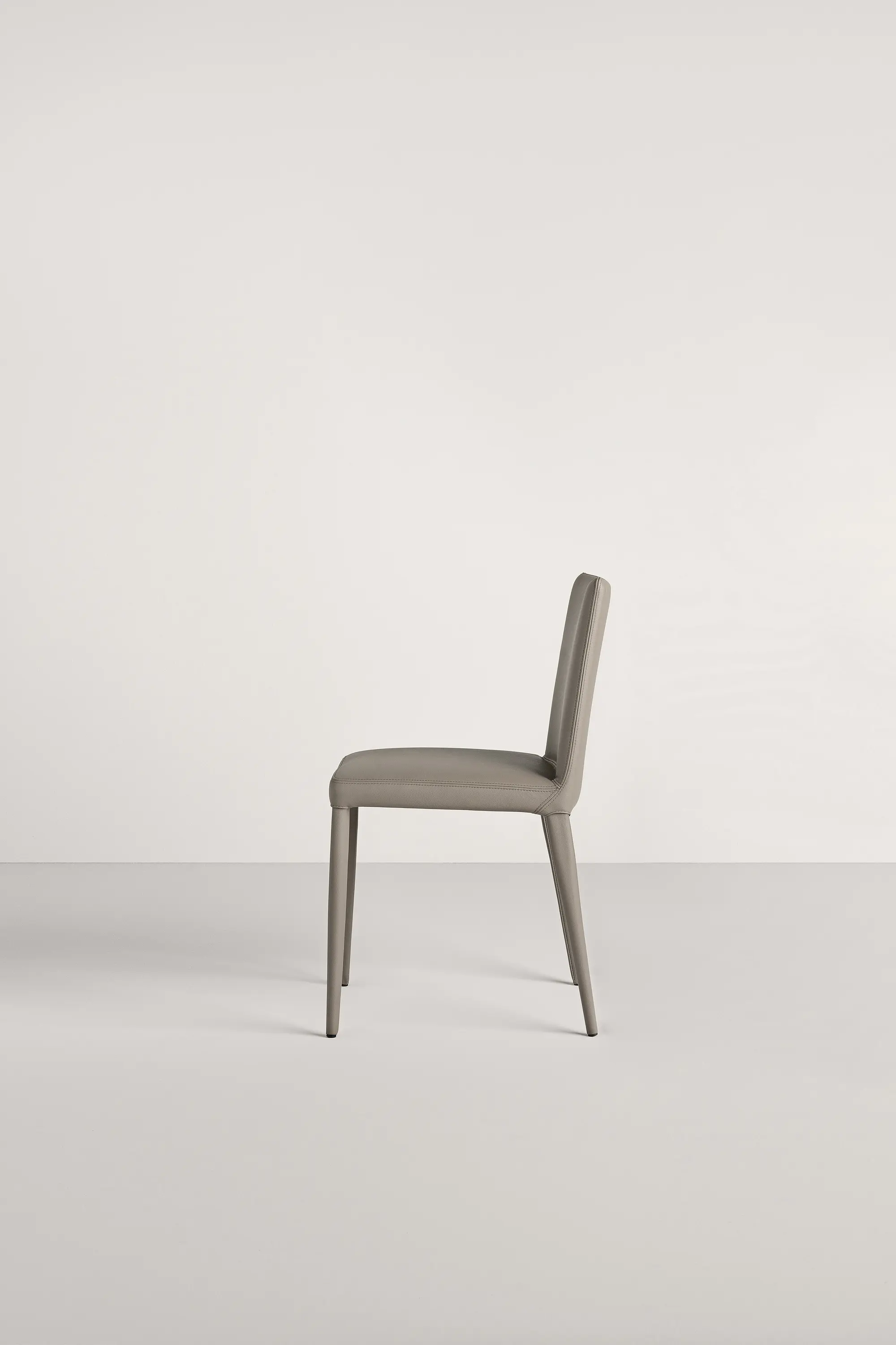 Frag - Bella | Side Chair