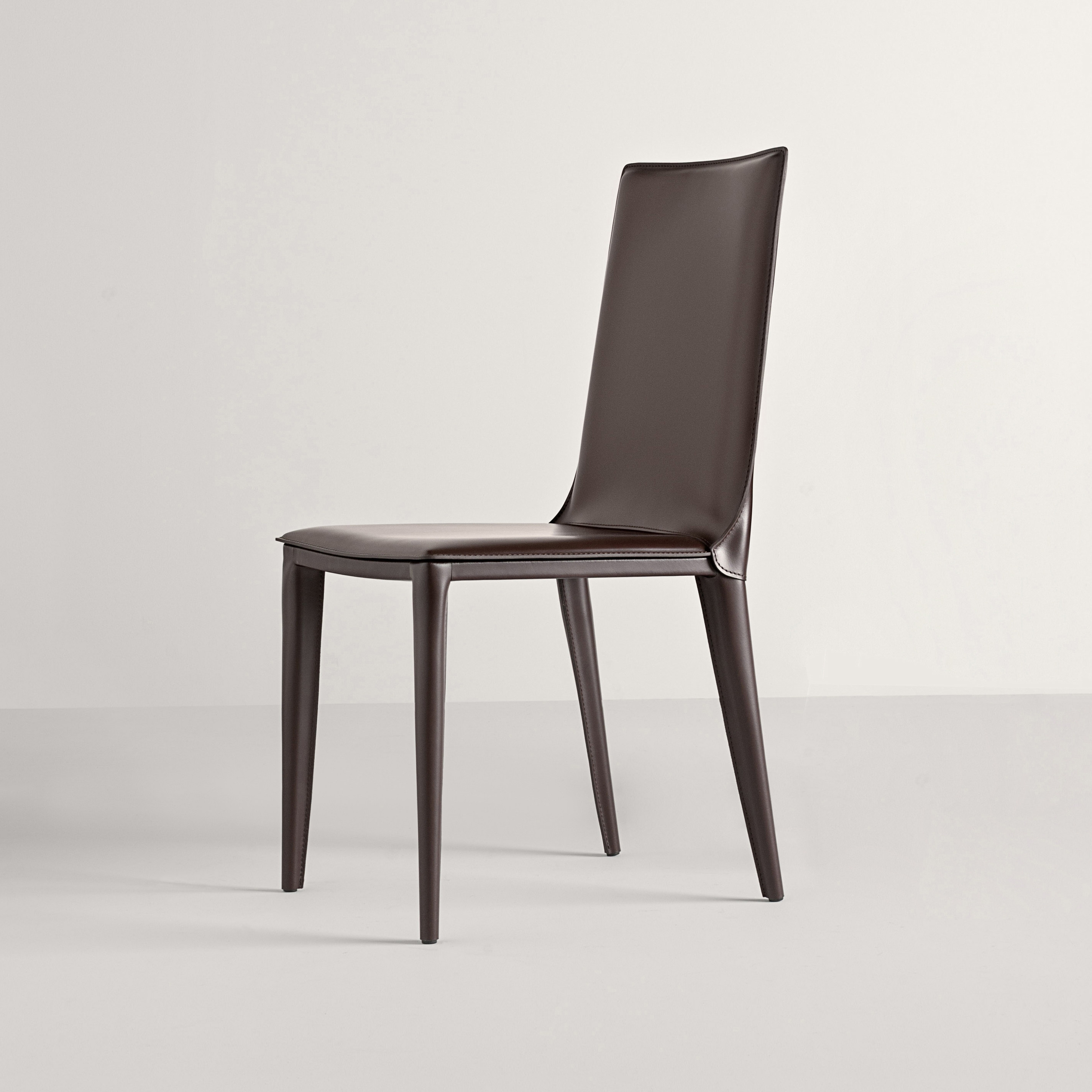 Mostrar el producto Latina H | Side Chair del fabricante Frag