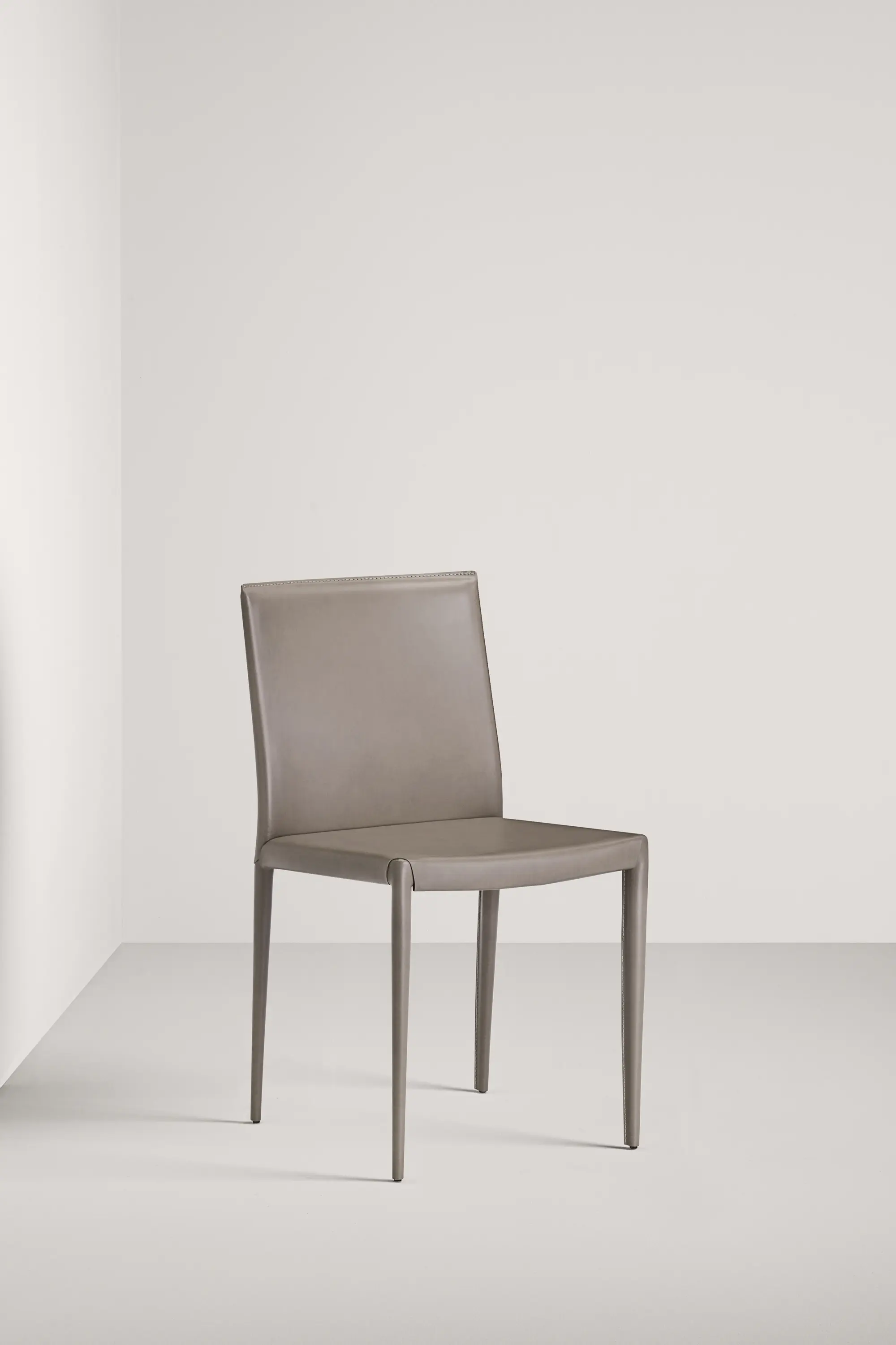Frag - Lilly | Side Chair