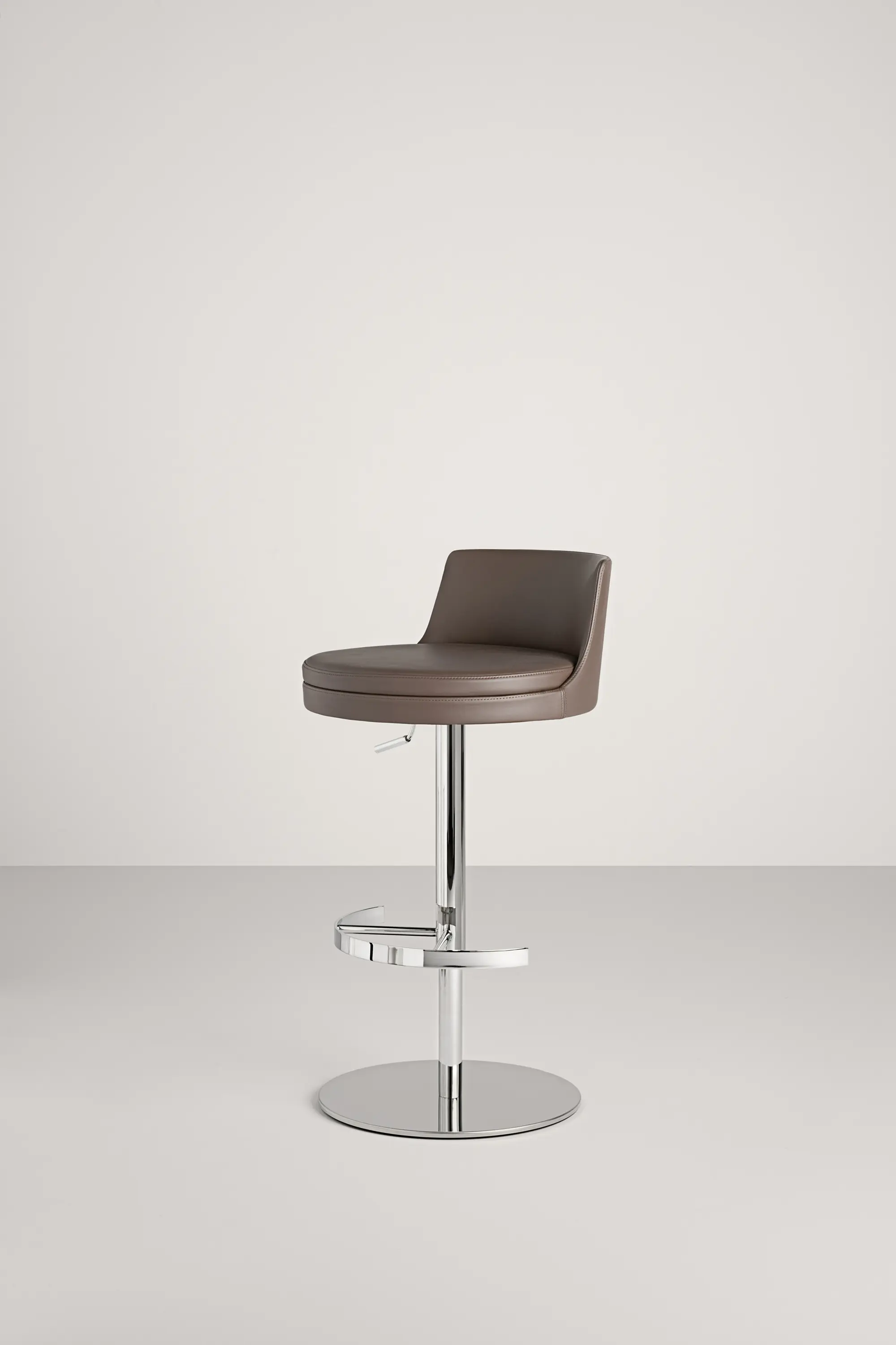 Frag - Ponza GP | Height-Adjustable Stool
