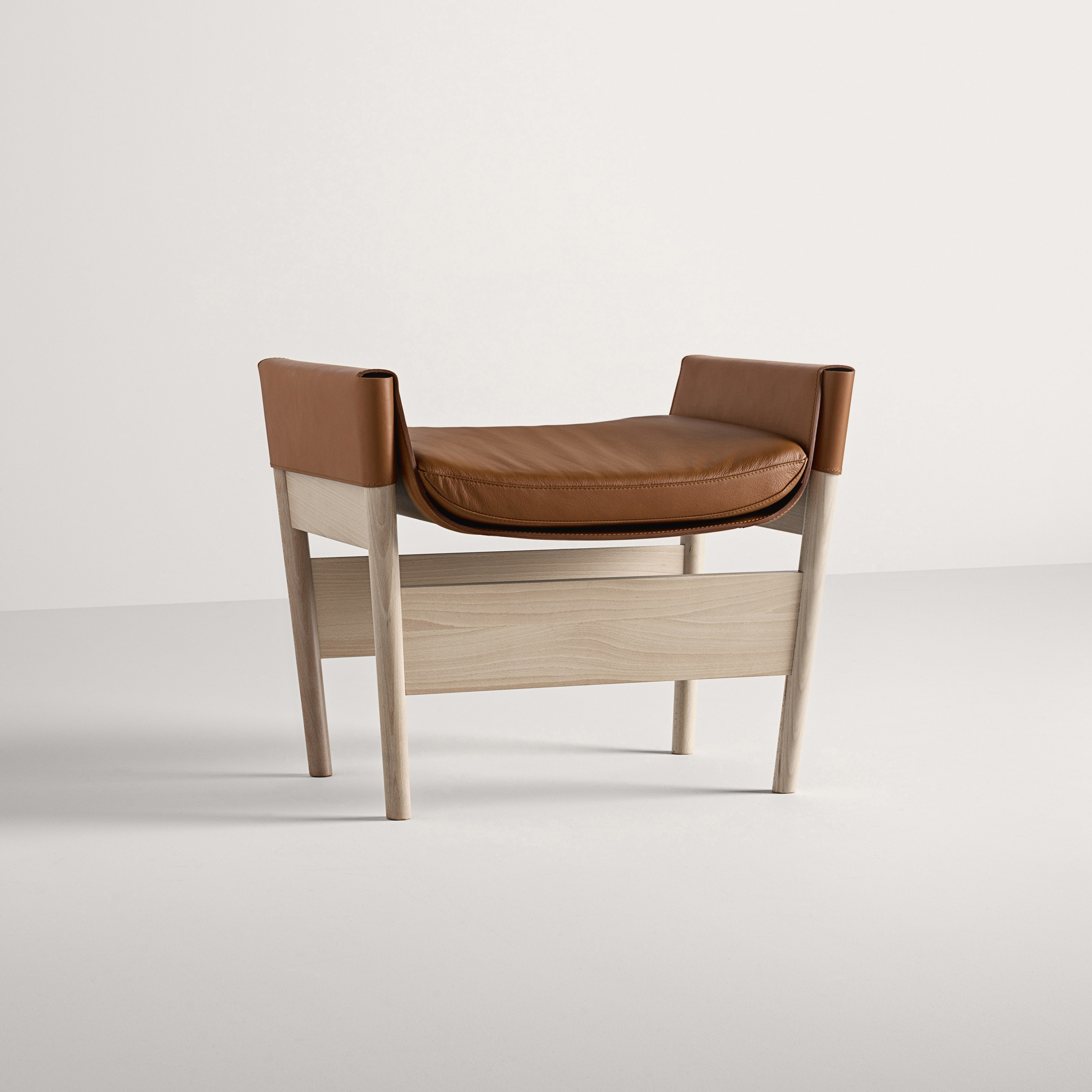 Display product Heta | Pouf from manufacturer Frag