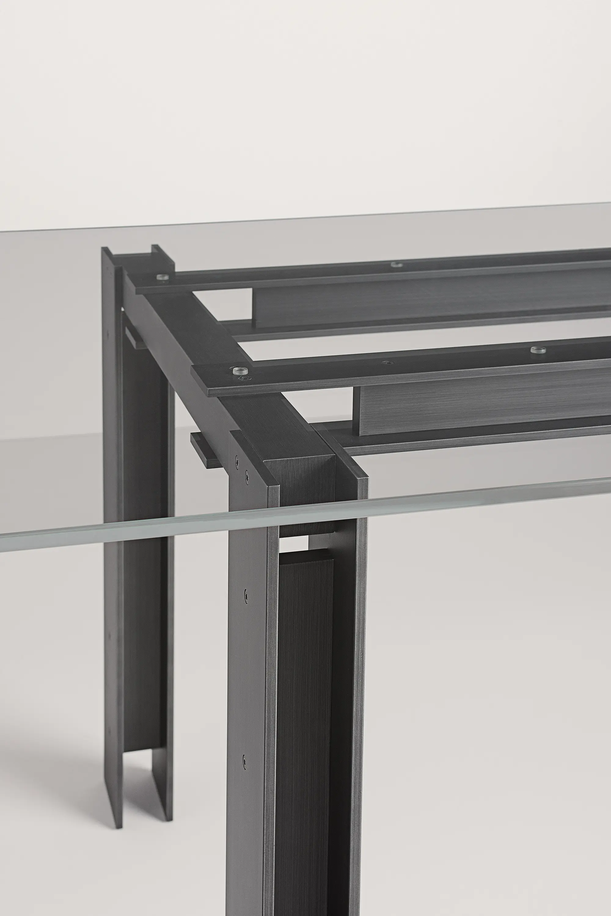 Frag - Bridge 210 | Table