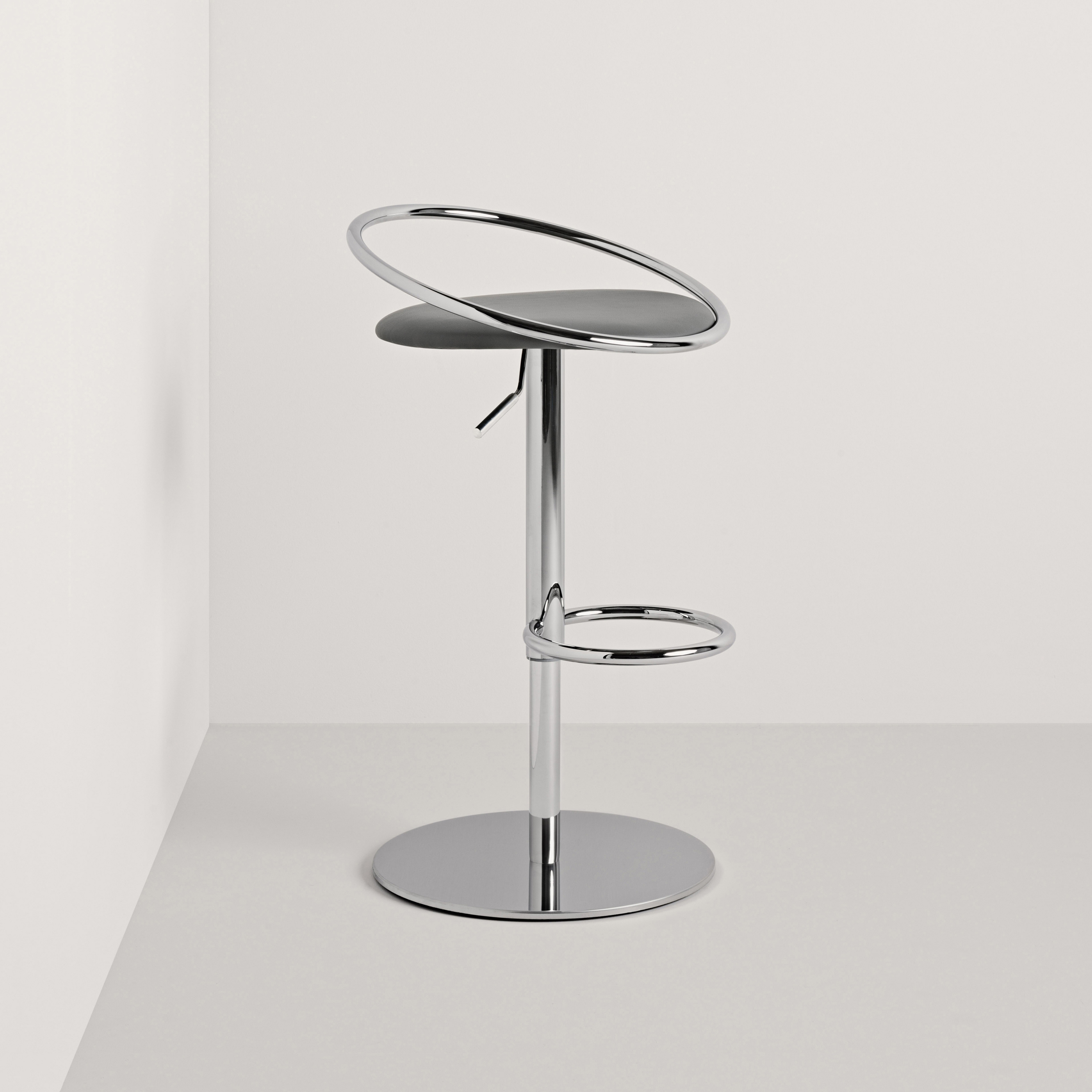 Display product Fizzy | Height-Adjustable Stool from manufacturer Frag