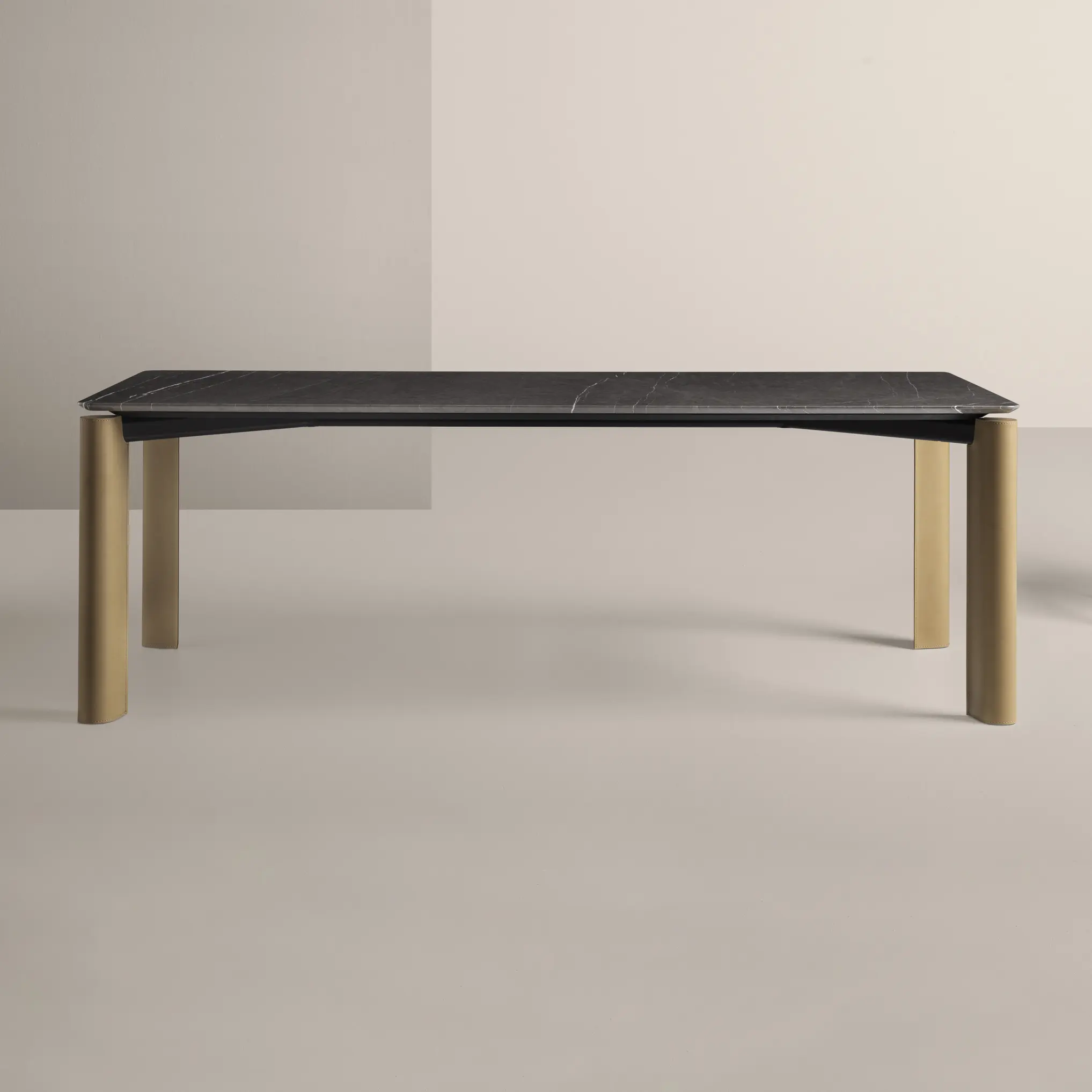 Frag - Blom | Table