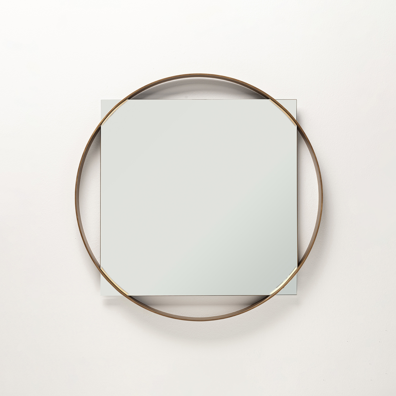 Display product Twin One | Complemet from manufacturer Frag