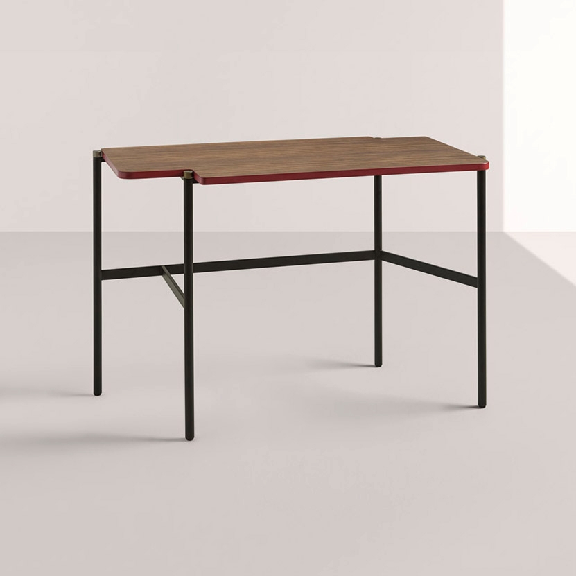 Display product Arita | Desk from manufacturer Frag