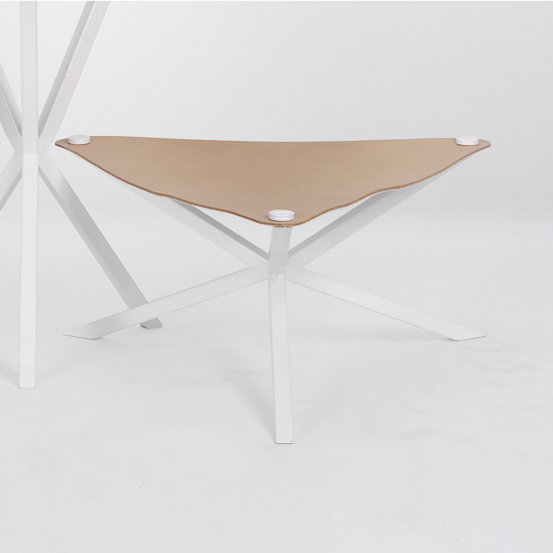 Display product NEB Low Stool from manufacturer No Early Birds