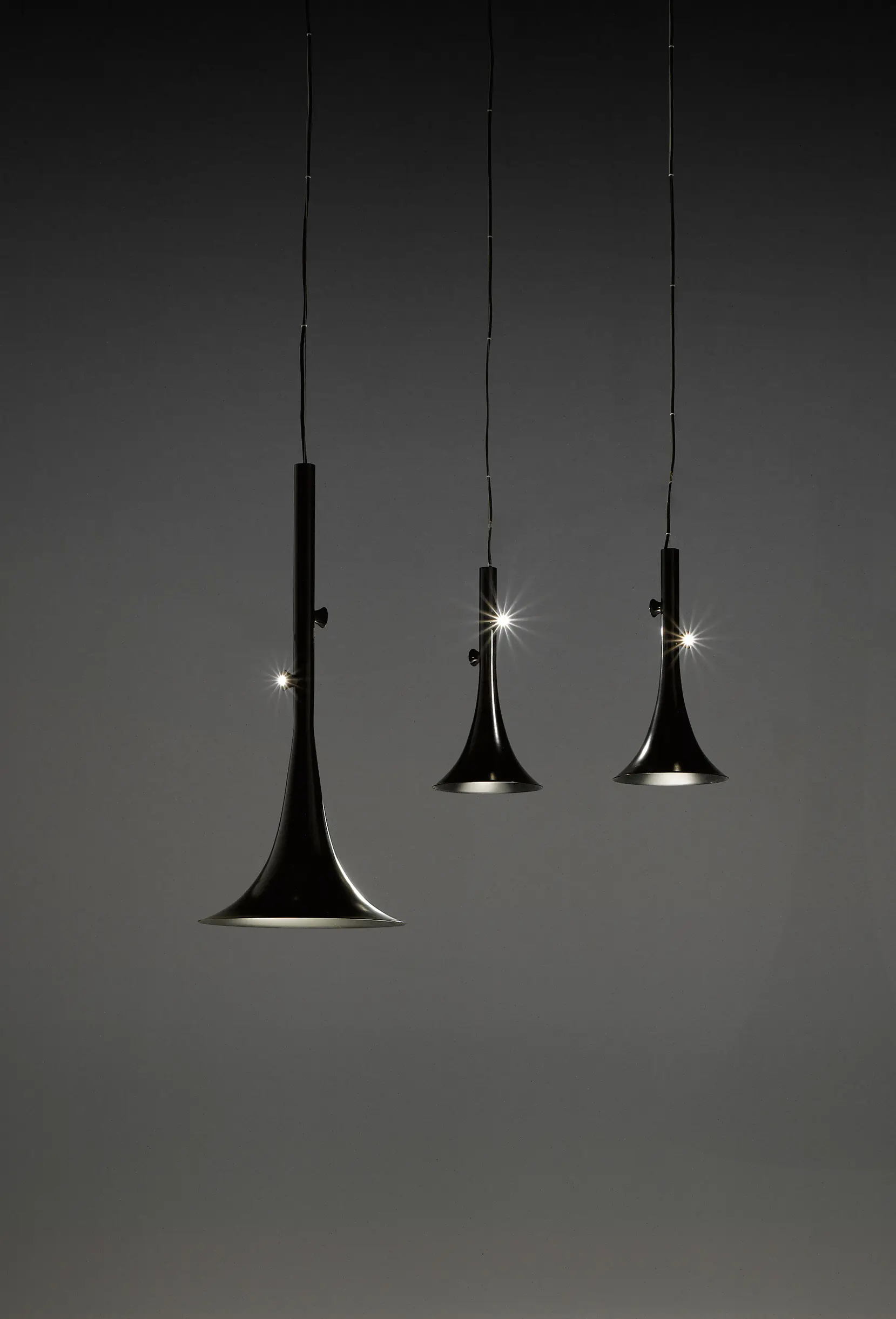 ITALAMP - BAFFO TABLE LAMP
