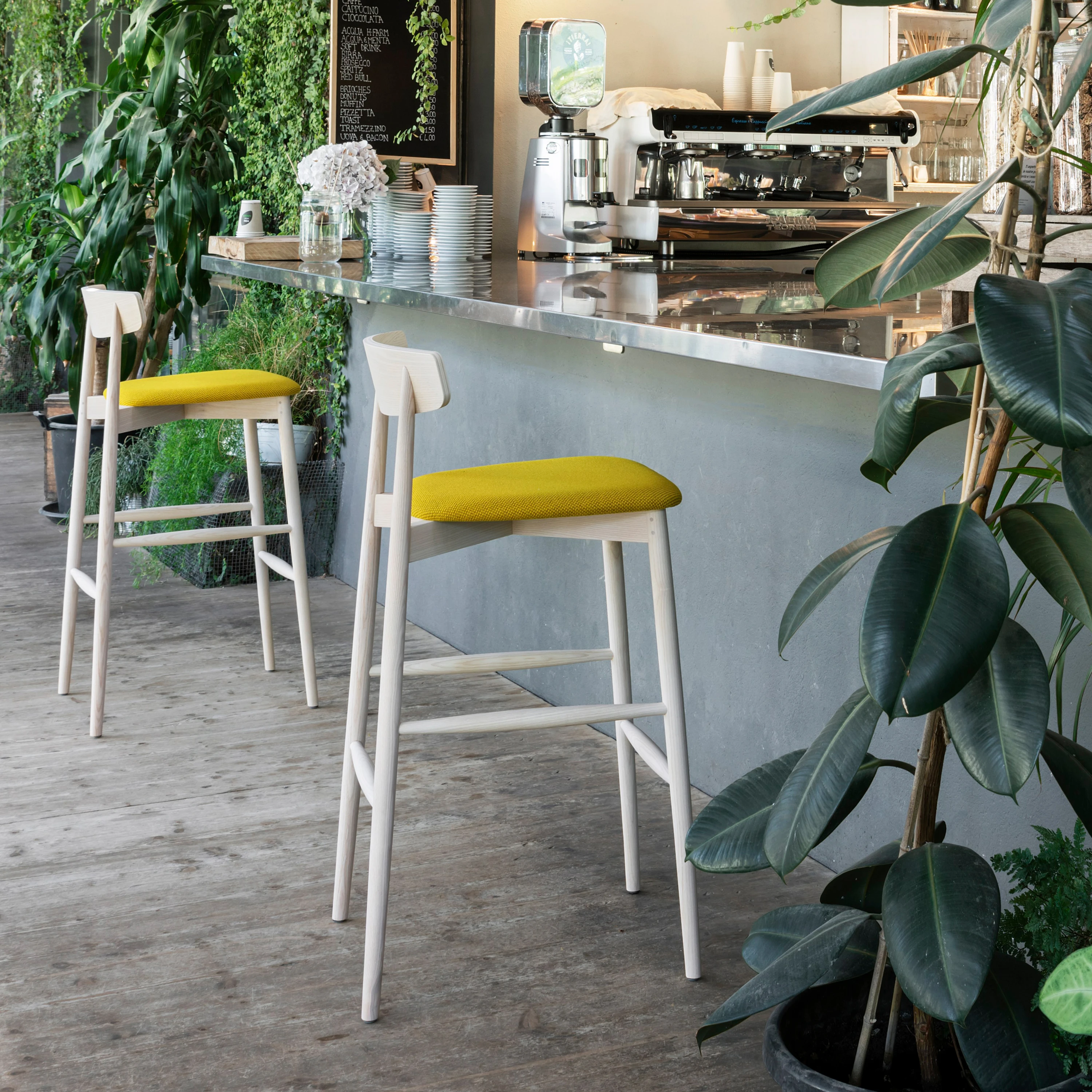 STOOLS