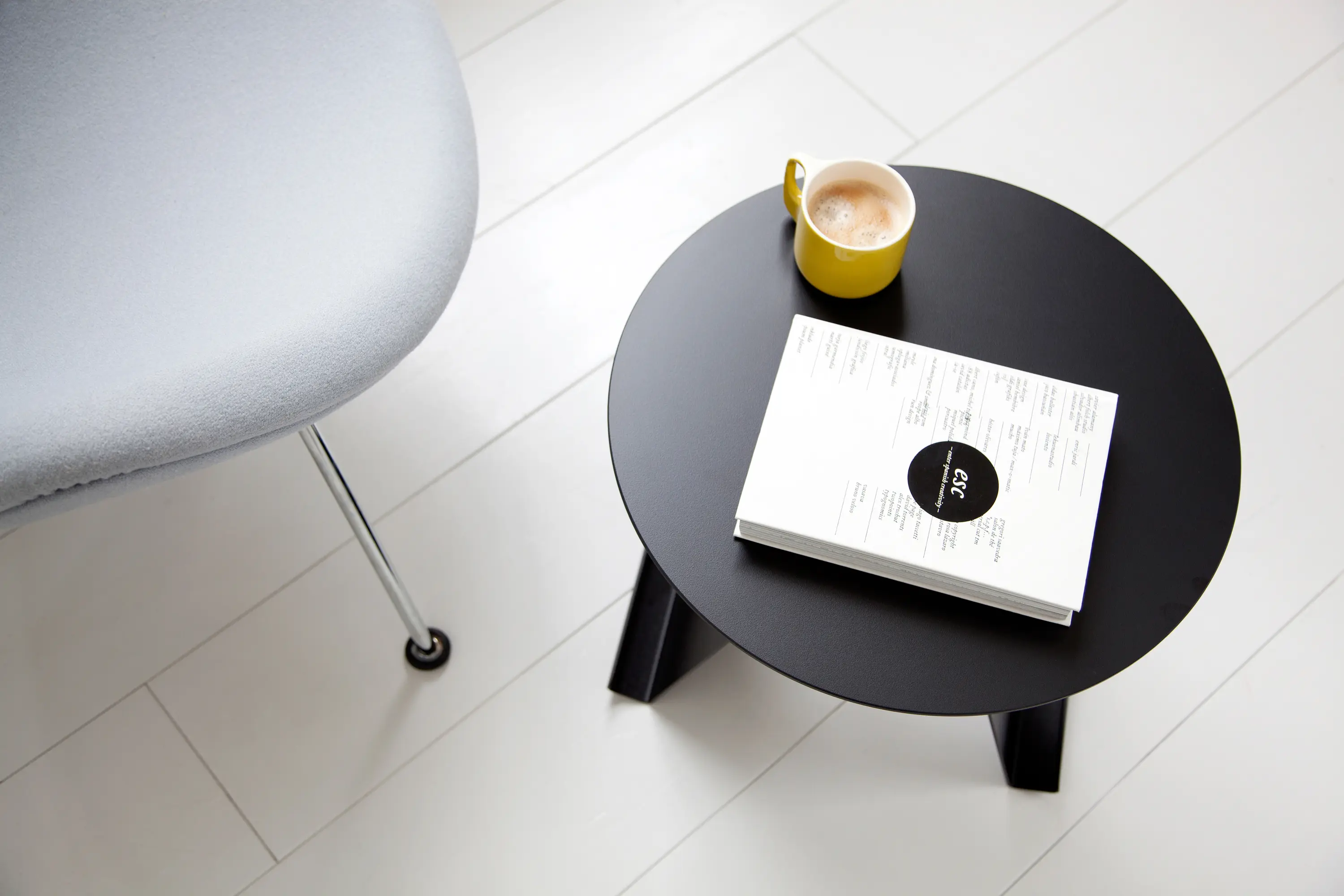 Odesi - Pi Side table