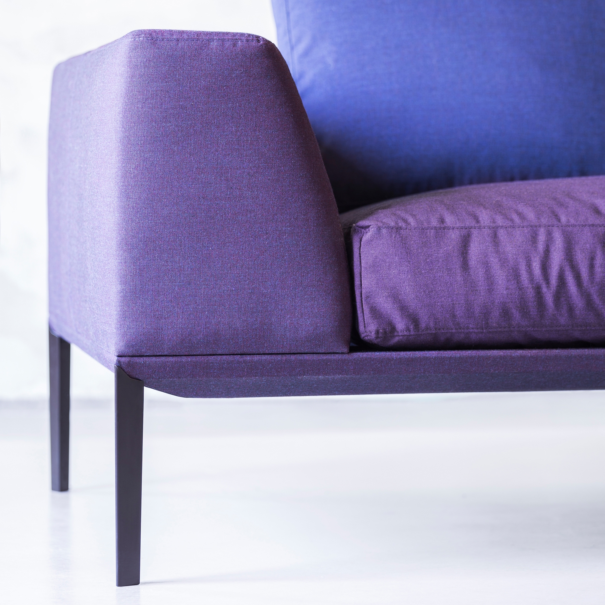 ARMCHAIRS & SOFAS