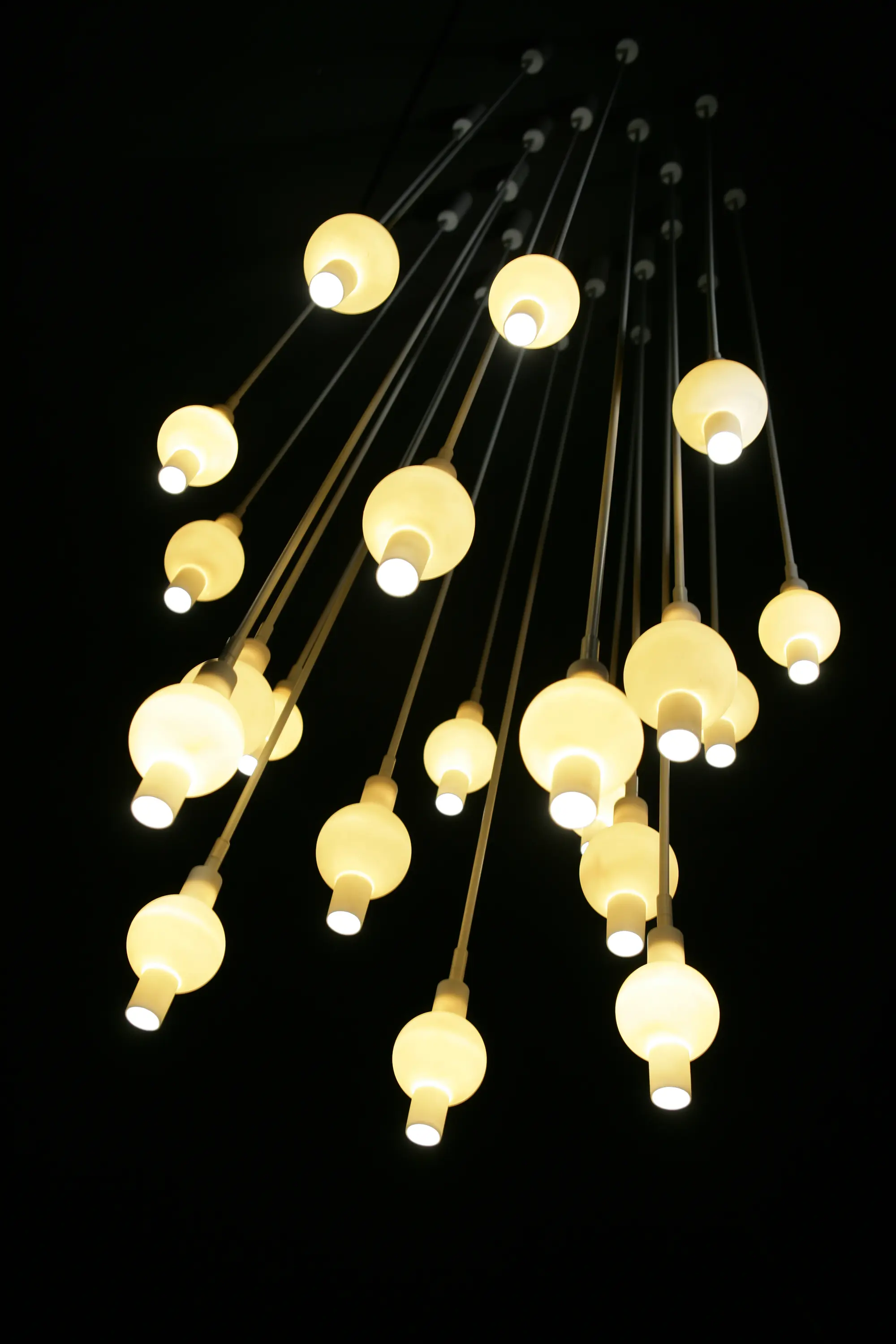 Cordula Kafka - Trou pendant lamp