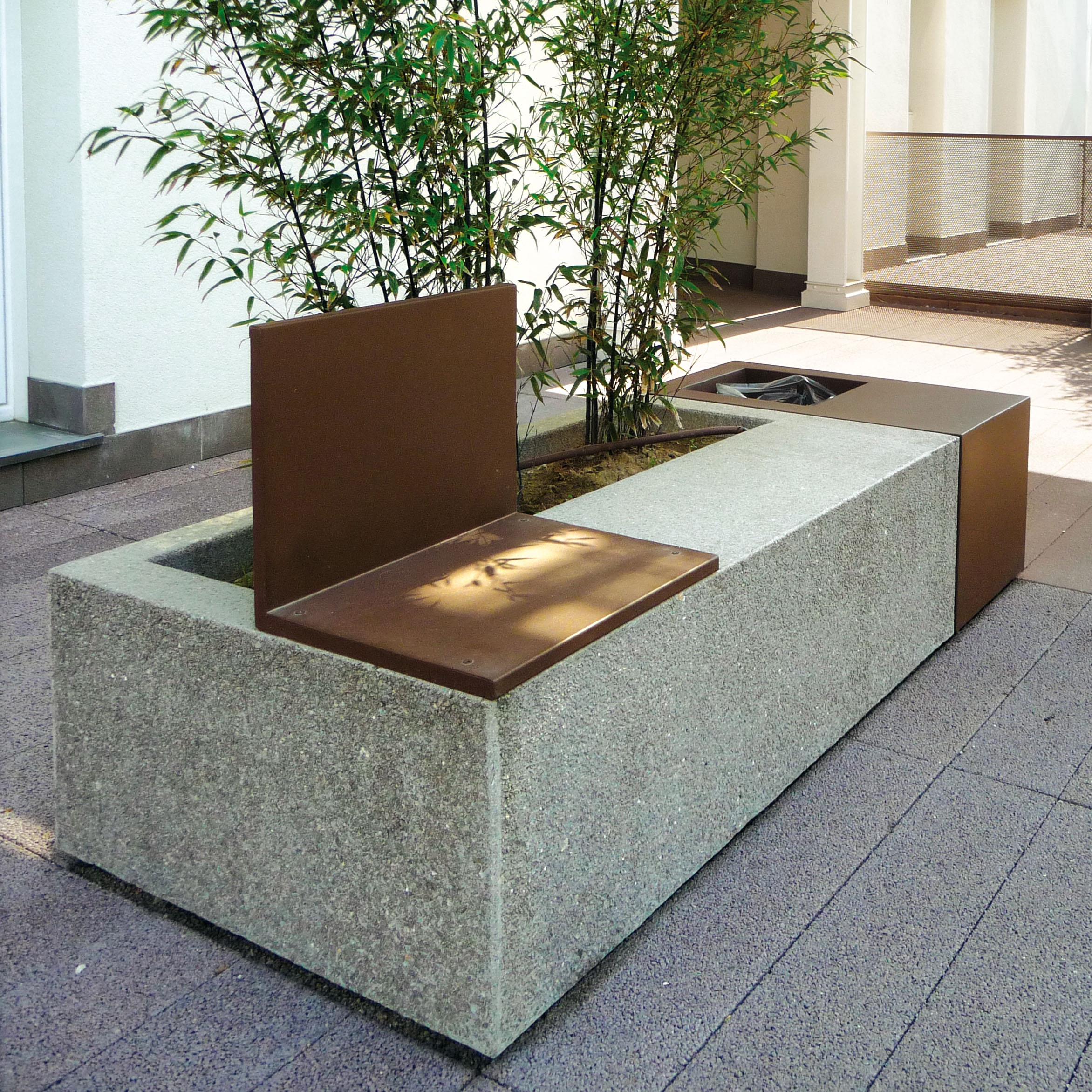 Display product Mamuà from manufacturer Metalco