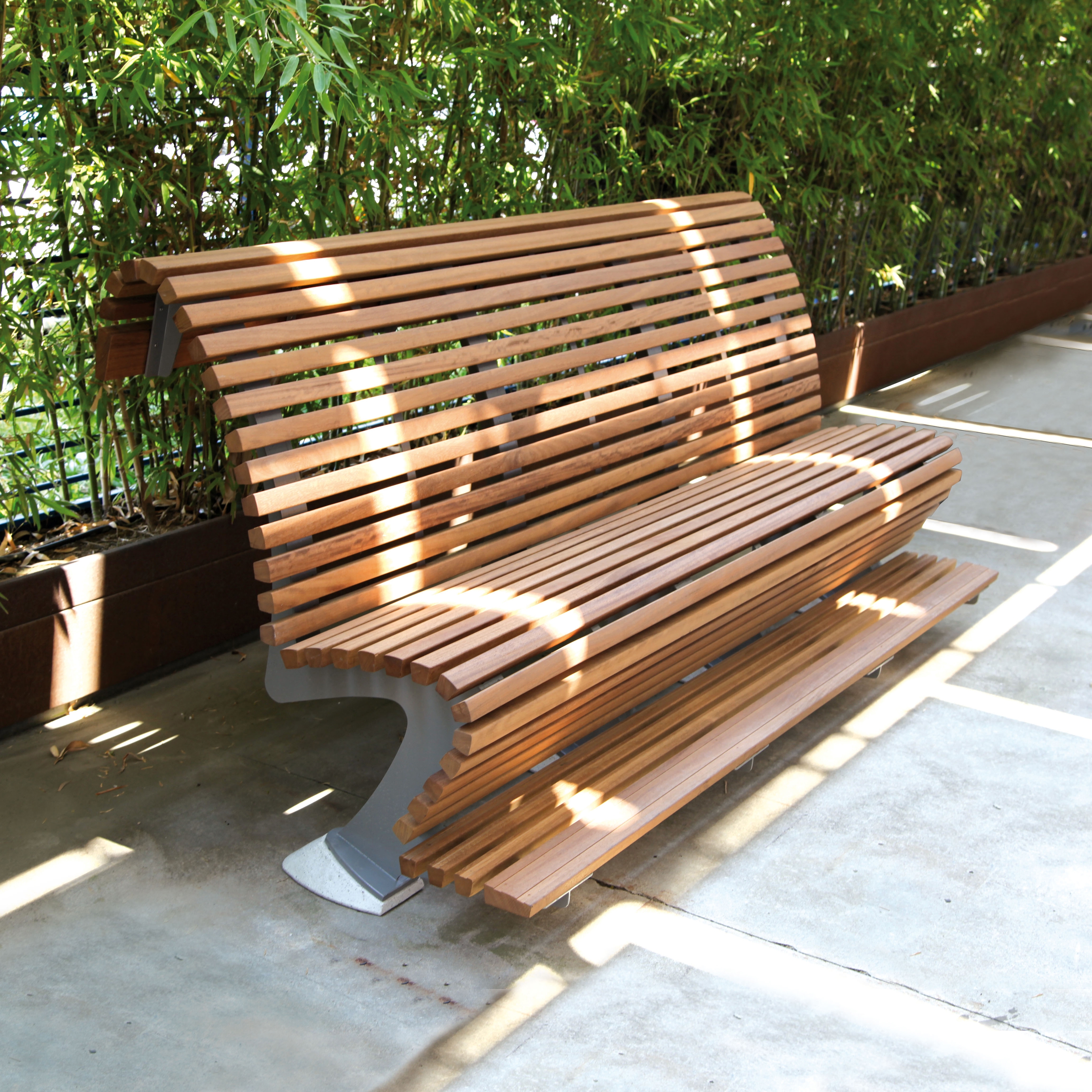 Display product Trono Pouf Divano from manufacturer Metalco