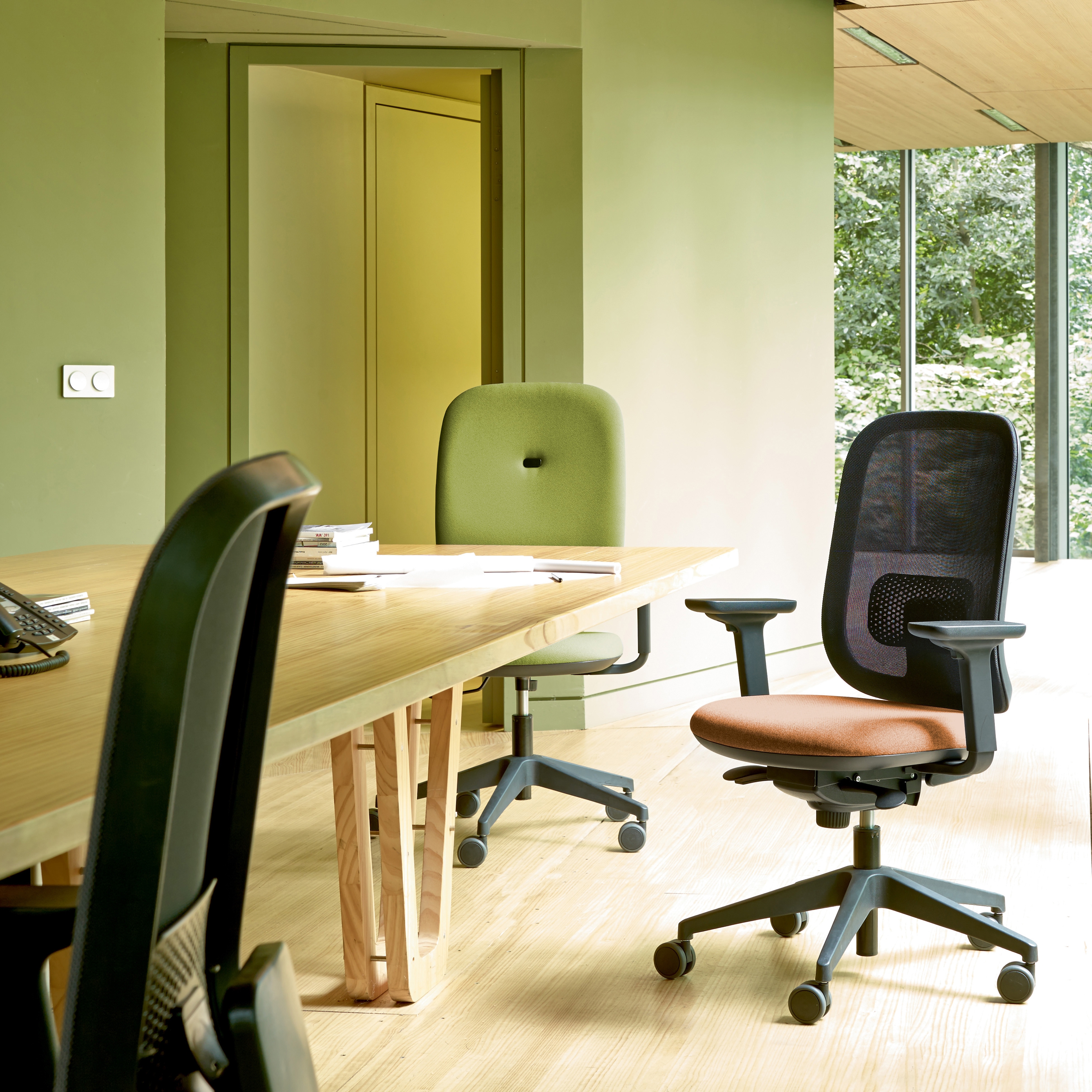 COLLABORATIVE WORKSPACES