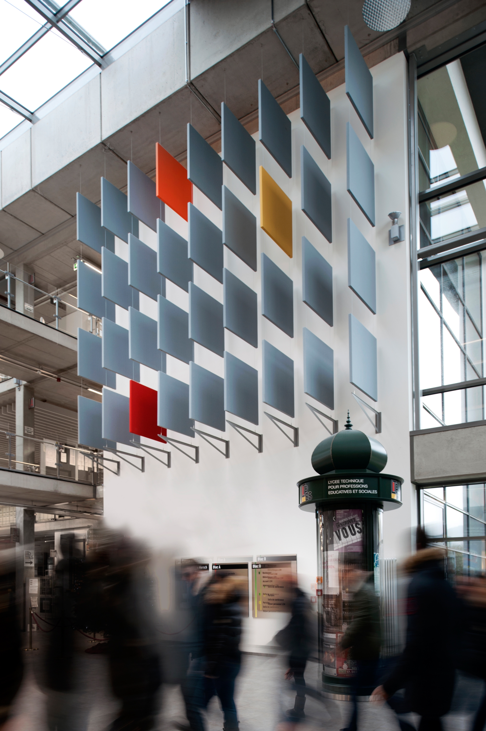 Display product Stereo acoustic panels as baffles from manufacturer Texaa®