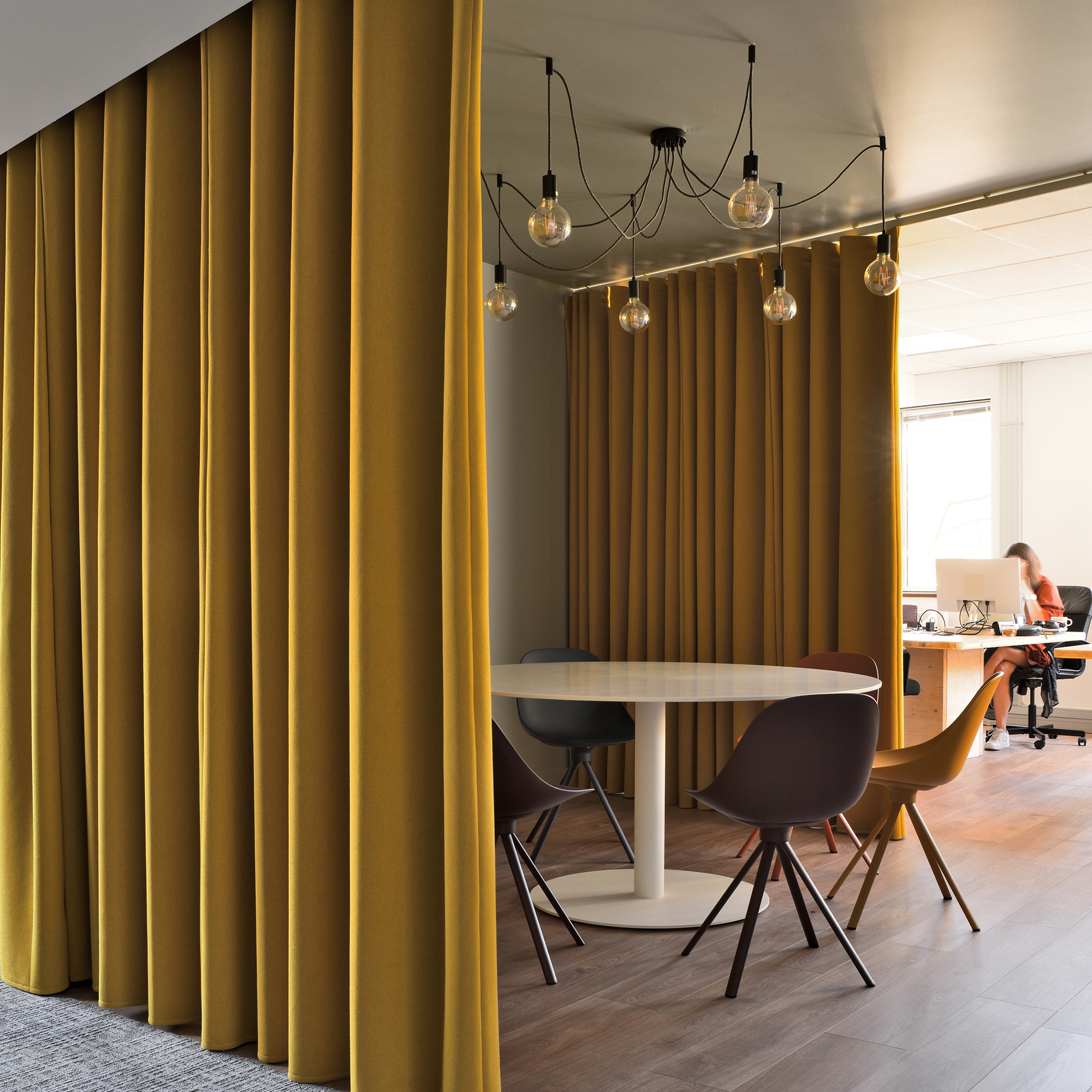 Afficher le produit Rideaux acoustiques Velio du fabricant Texaa®