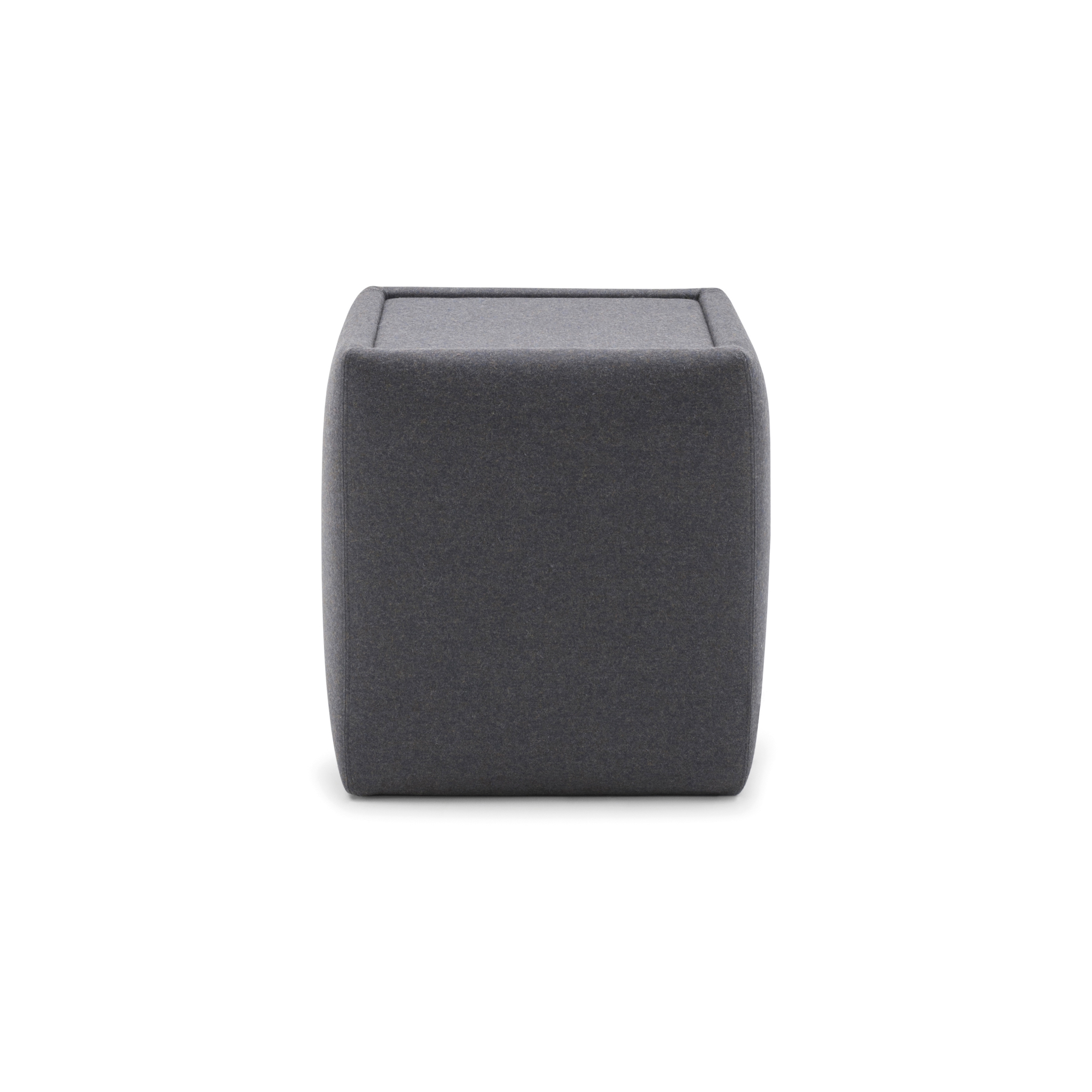 Display product Pouf Ares from manufacturer Bolzan Letti