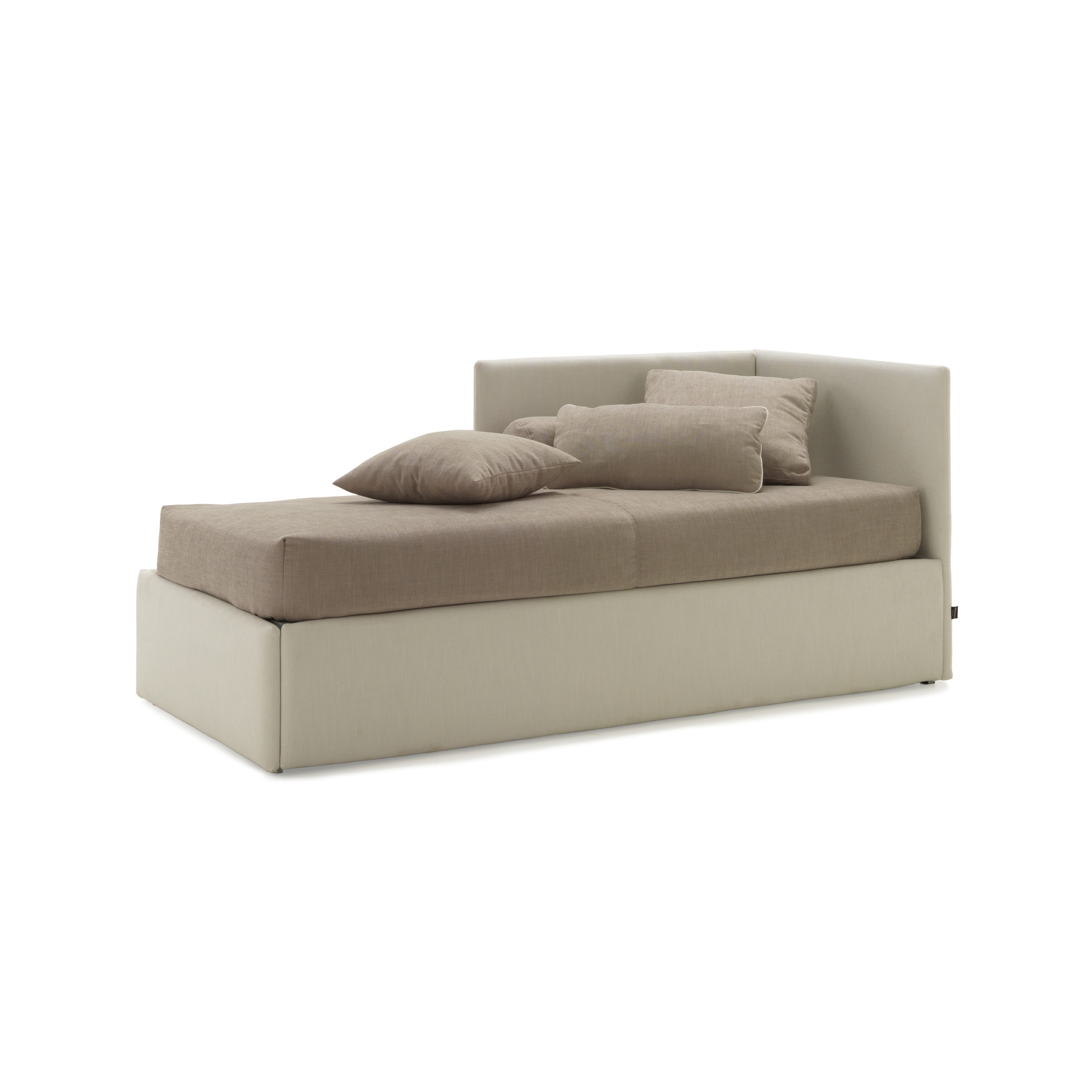 Display product Line 06 from manufacturer Bolzan Letti