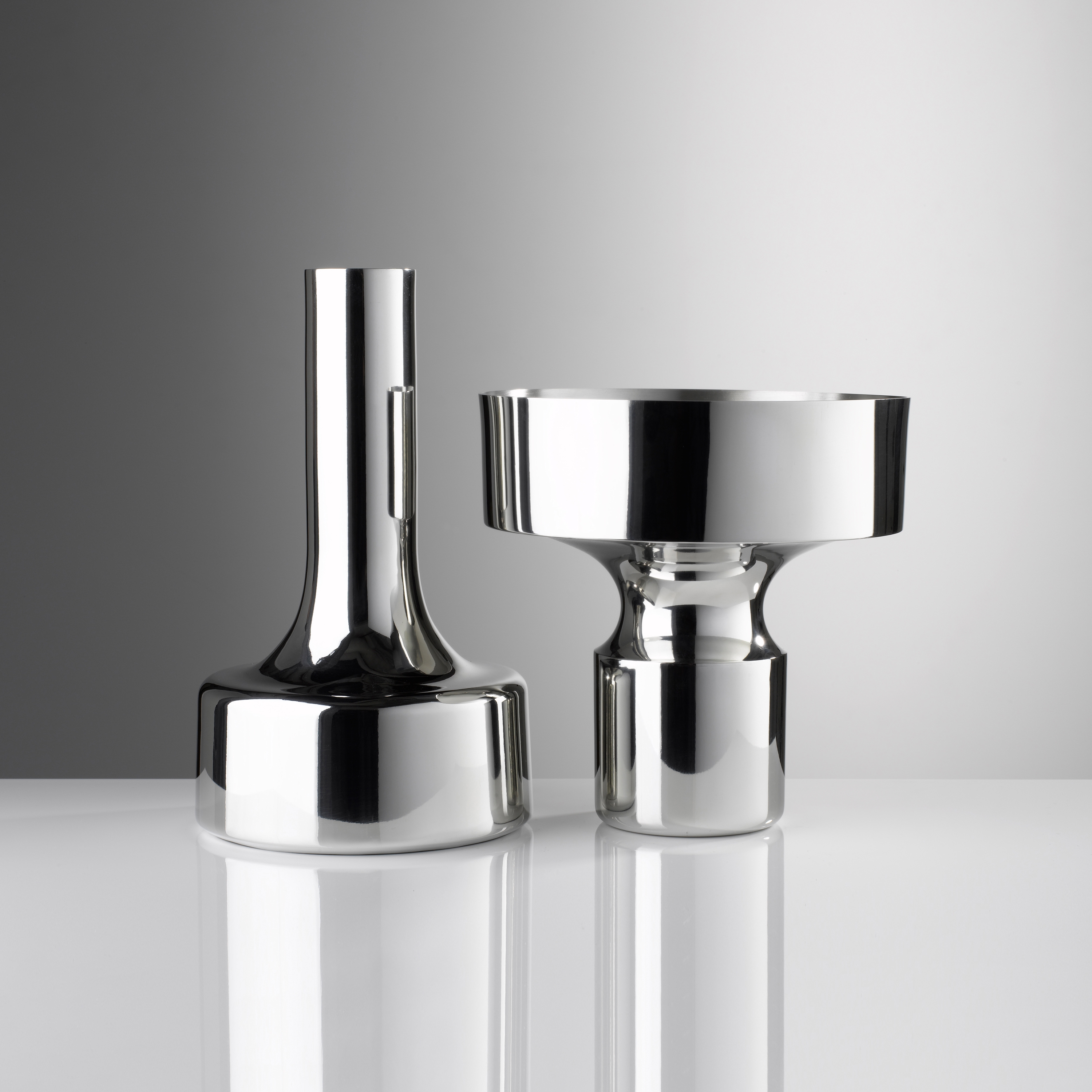 Mostrar el producto Spin Vase & Wide Flare Vase del fabricante Miranda Watkins