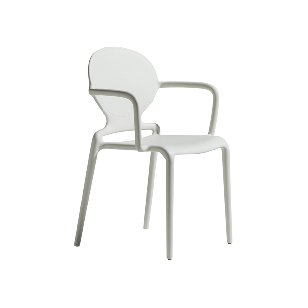 Mostra il prodotto Gio con braccioli del produttore SCAB Design