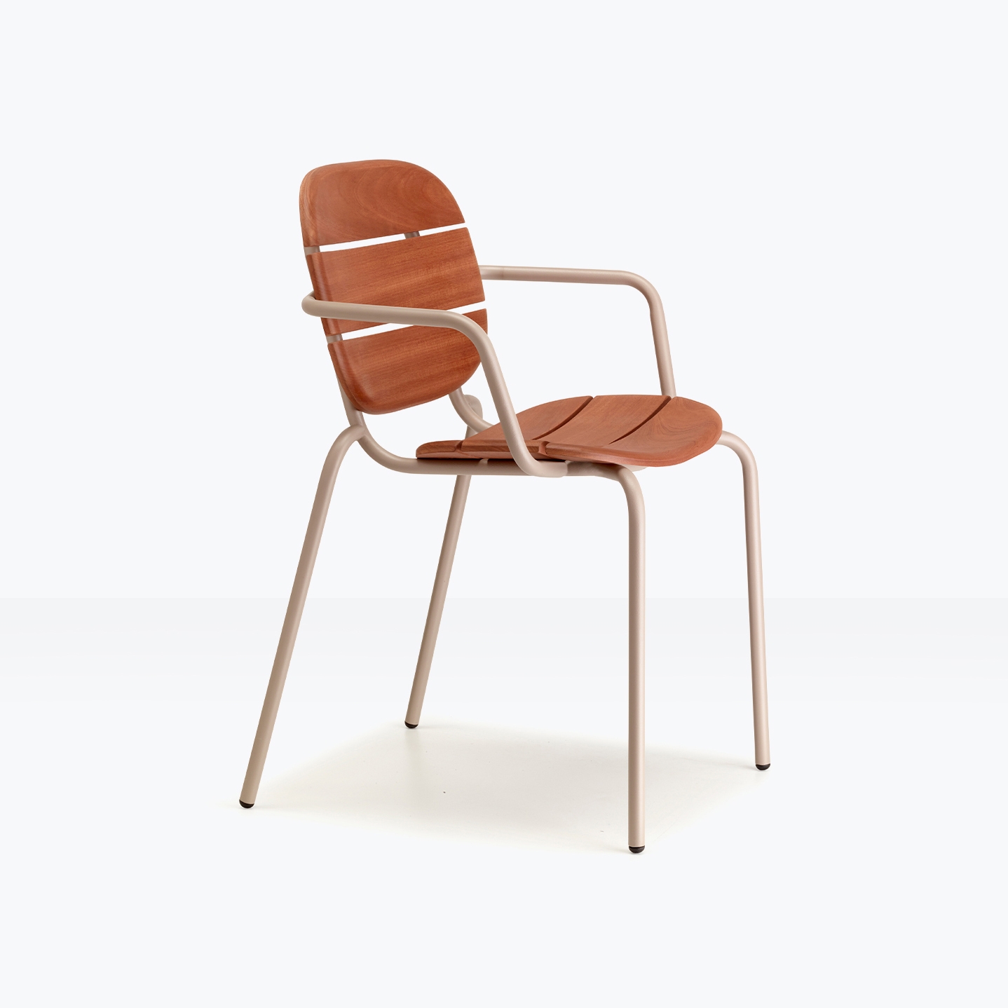 Mostra il prodotto Si-Si Wood con braccioli del produttore SCAB Design