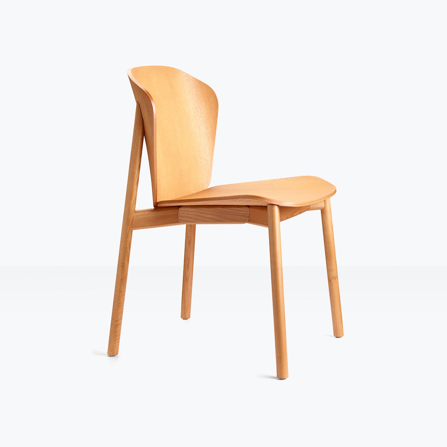 Mostra il prodotto Finn All Wood del produttore SCAB Design