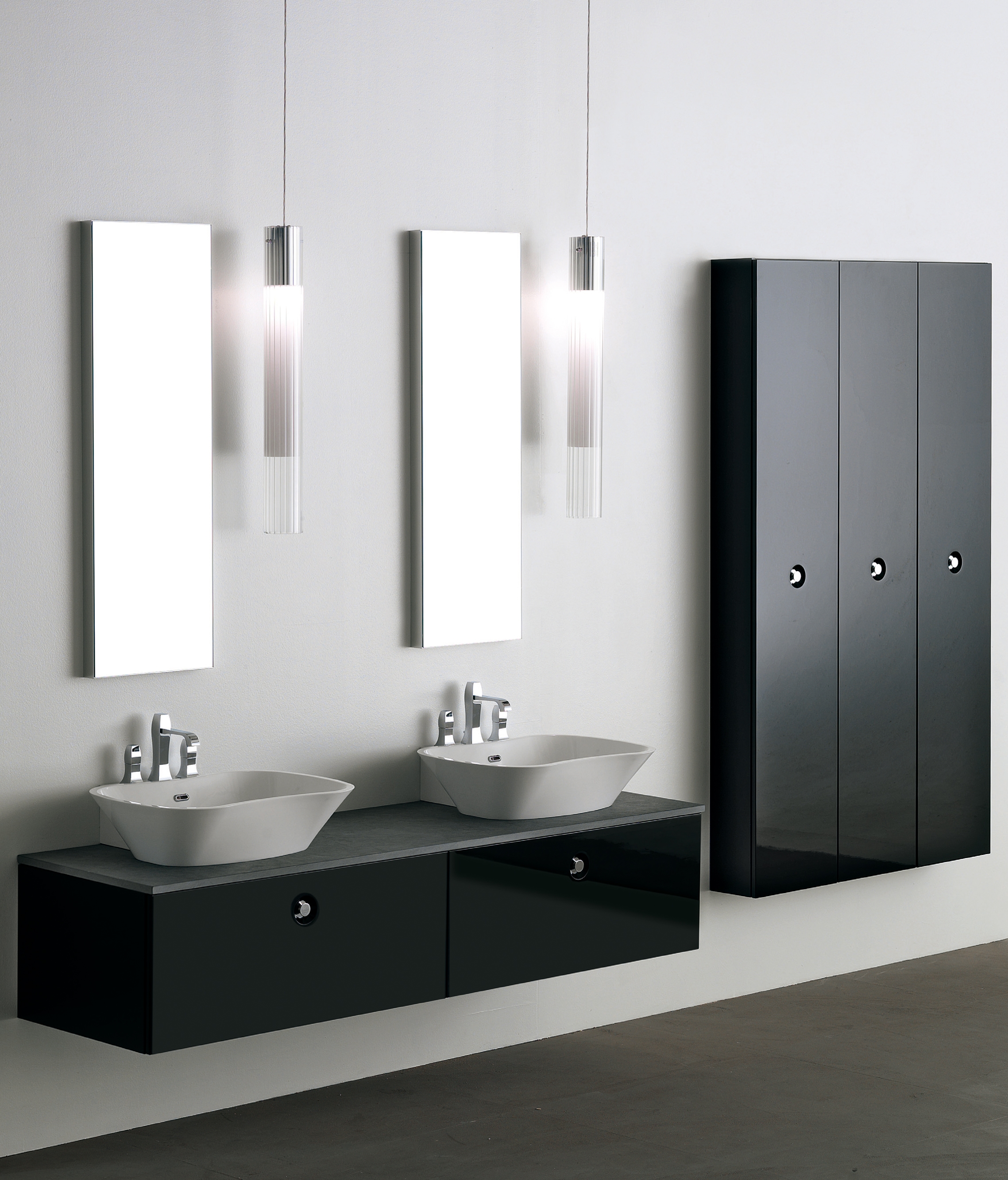 Display product Ilium from manufacturer RIFRA