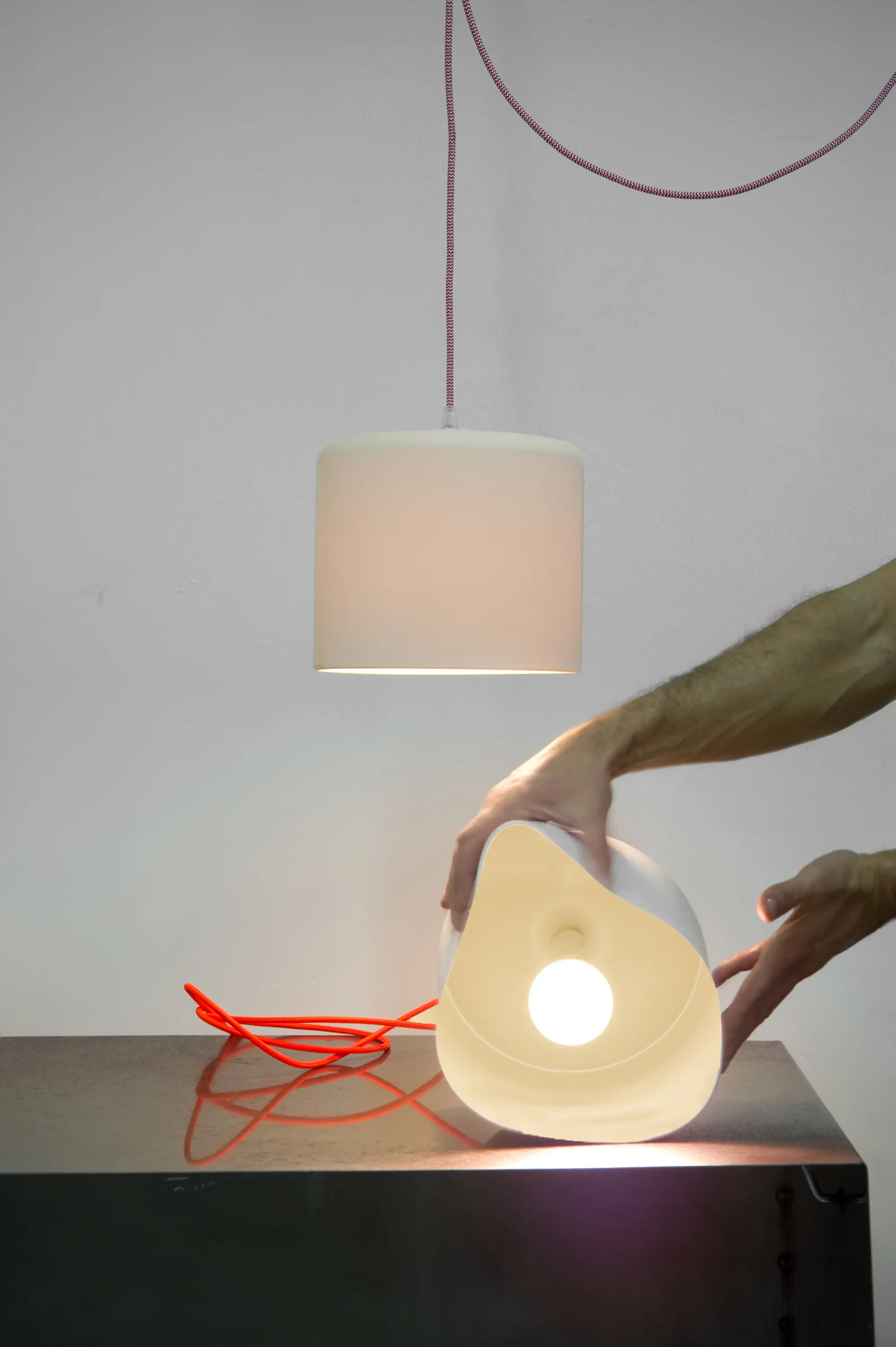 IN-ES.ARTDESIGN - Candle 1 Battery