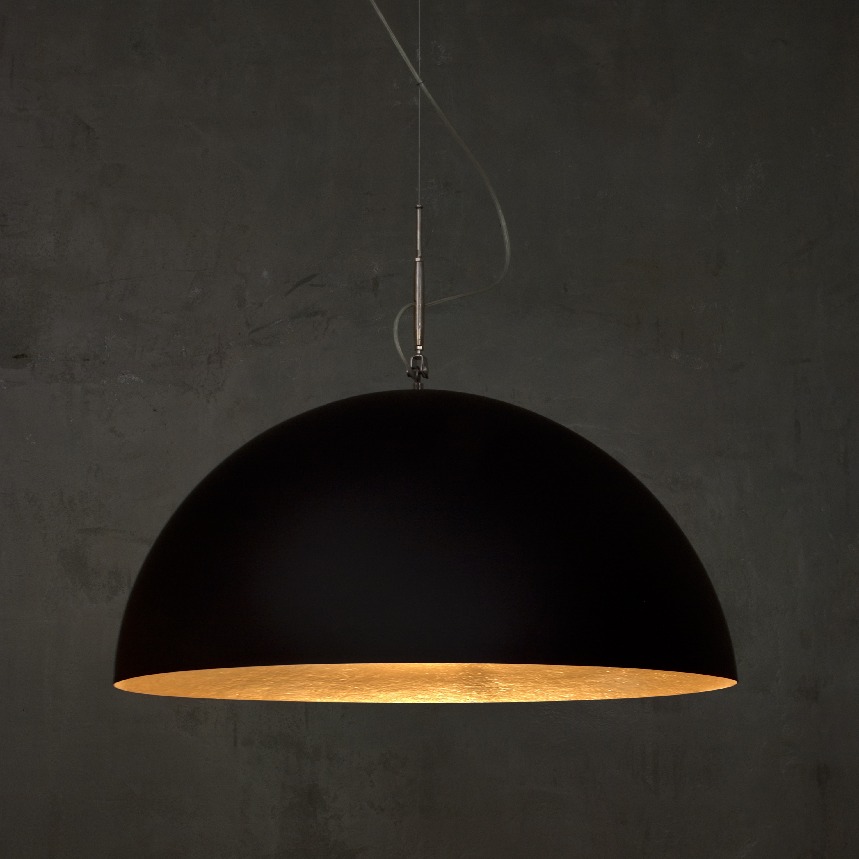 Display product Mezza Luna black/gold from manufacturer IN-ES.ARTDESIGN