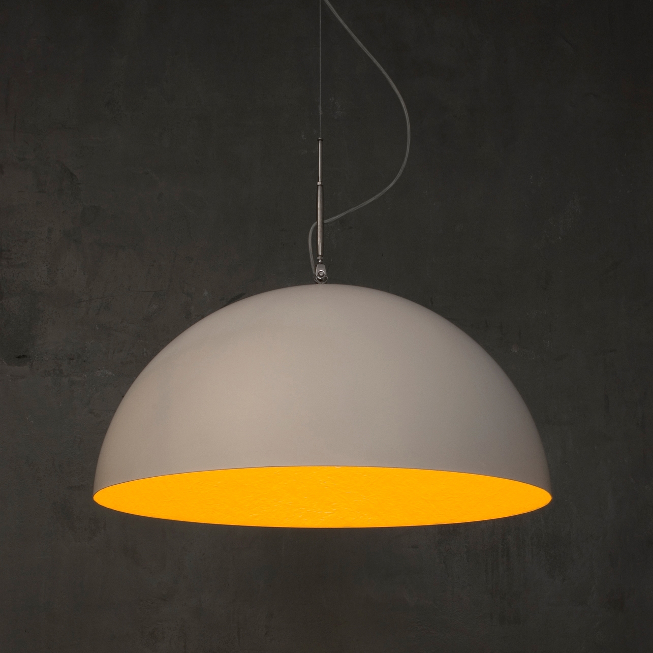 Afficher le produit Mezza Luna white/orange du fabricant IN-ES.ARTDESIGN