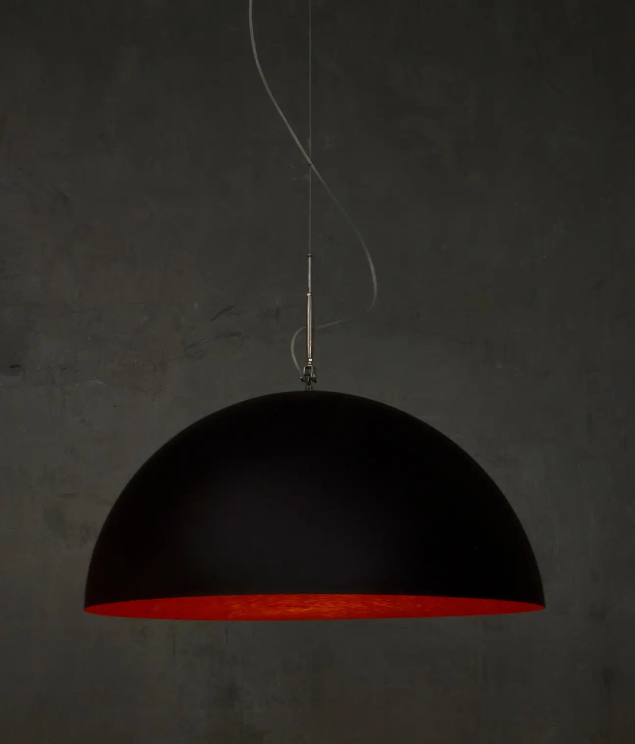 IN-ES.ARTDESIGN - Mezza Luna nero/rosso
