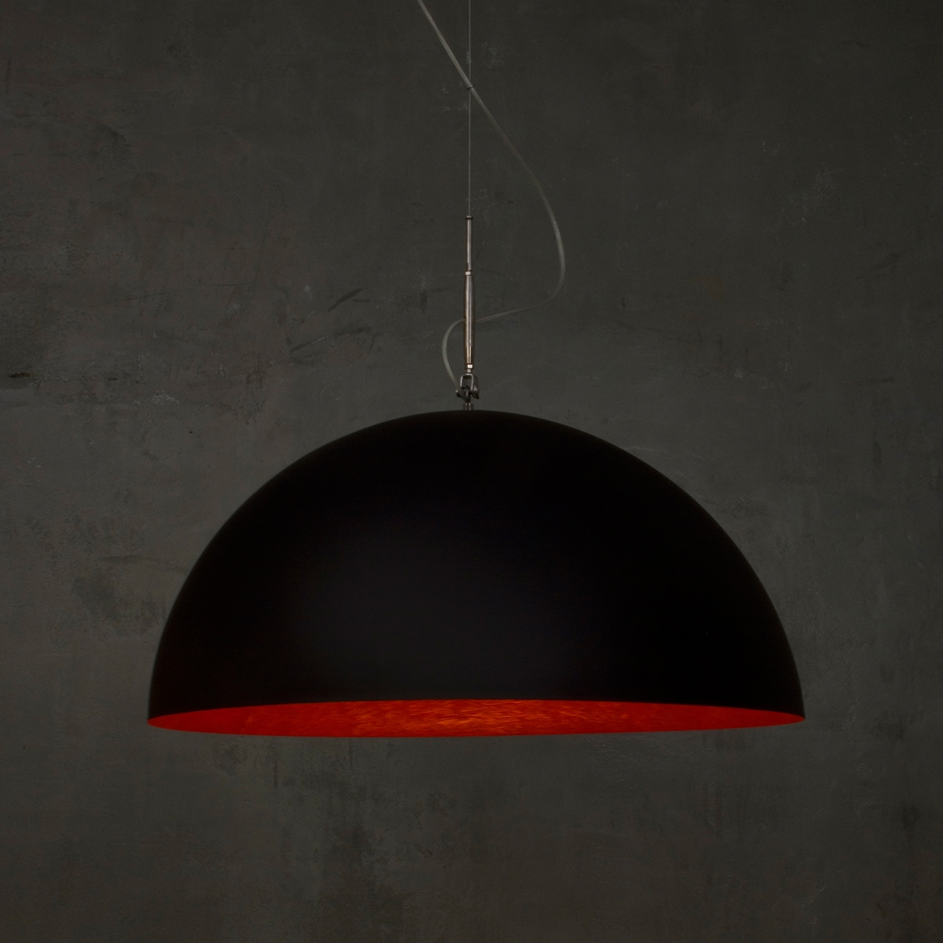 Mezza Luna black/red
