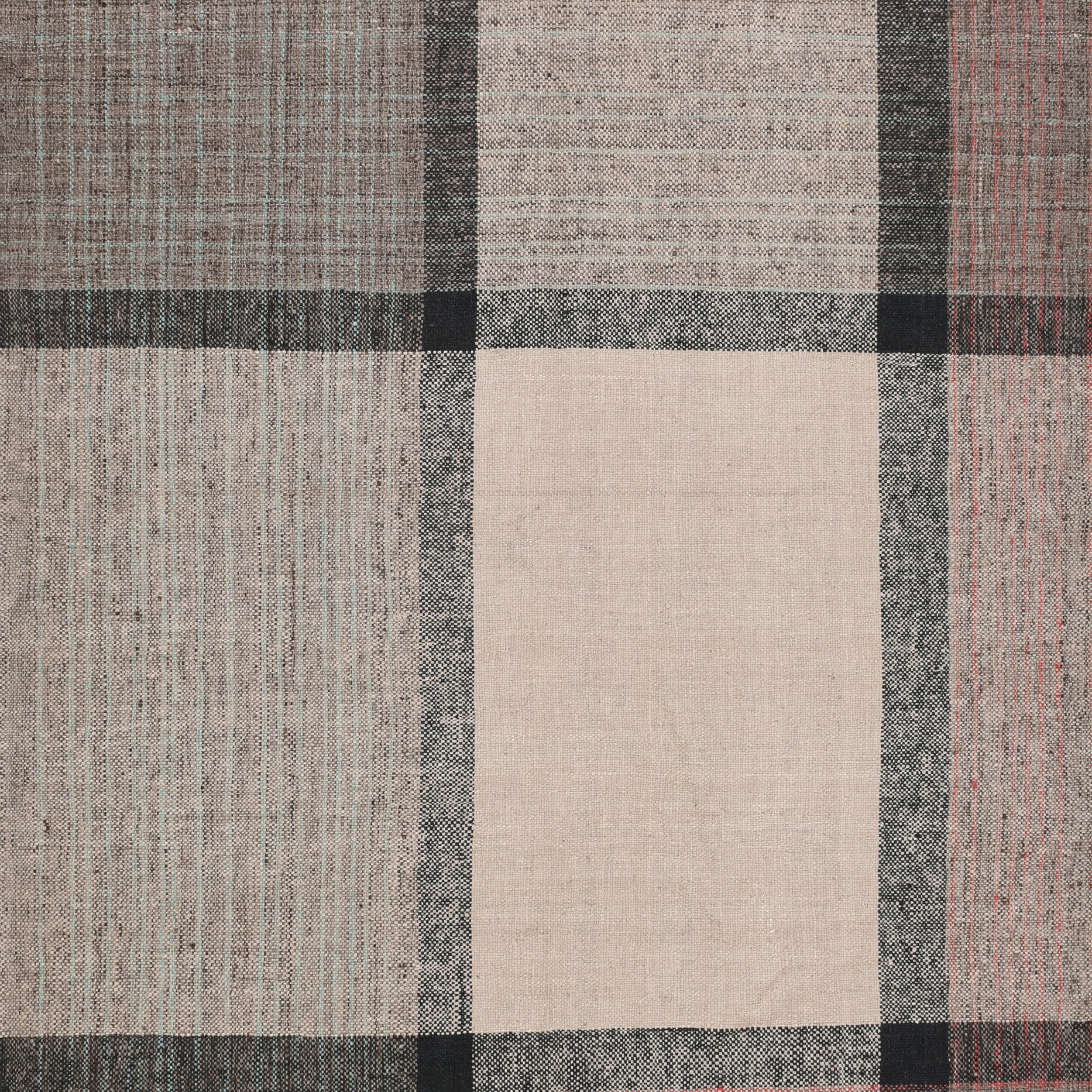 Afficher le produit Schwanden Tapis du fabricant Atelier Pfister