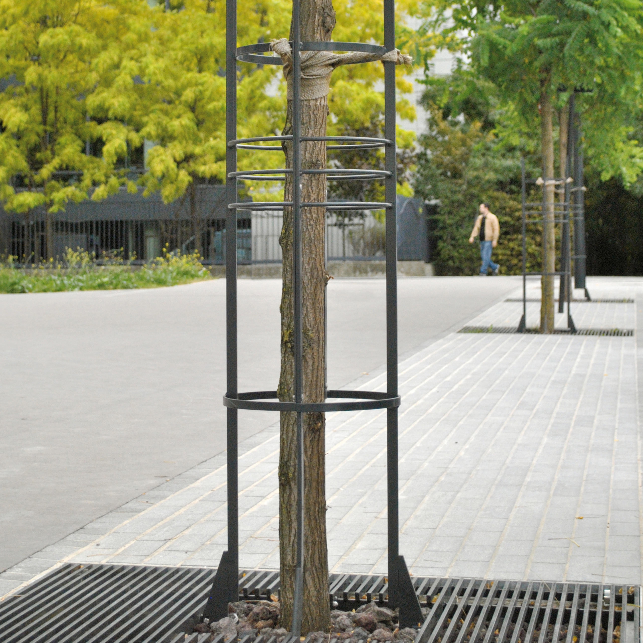 PLANTERS I TREE GUARDS