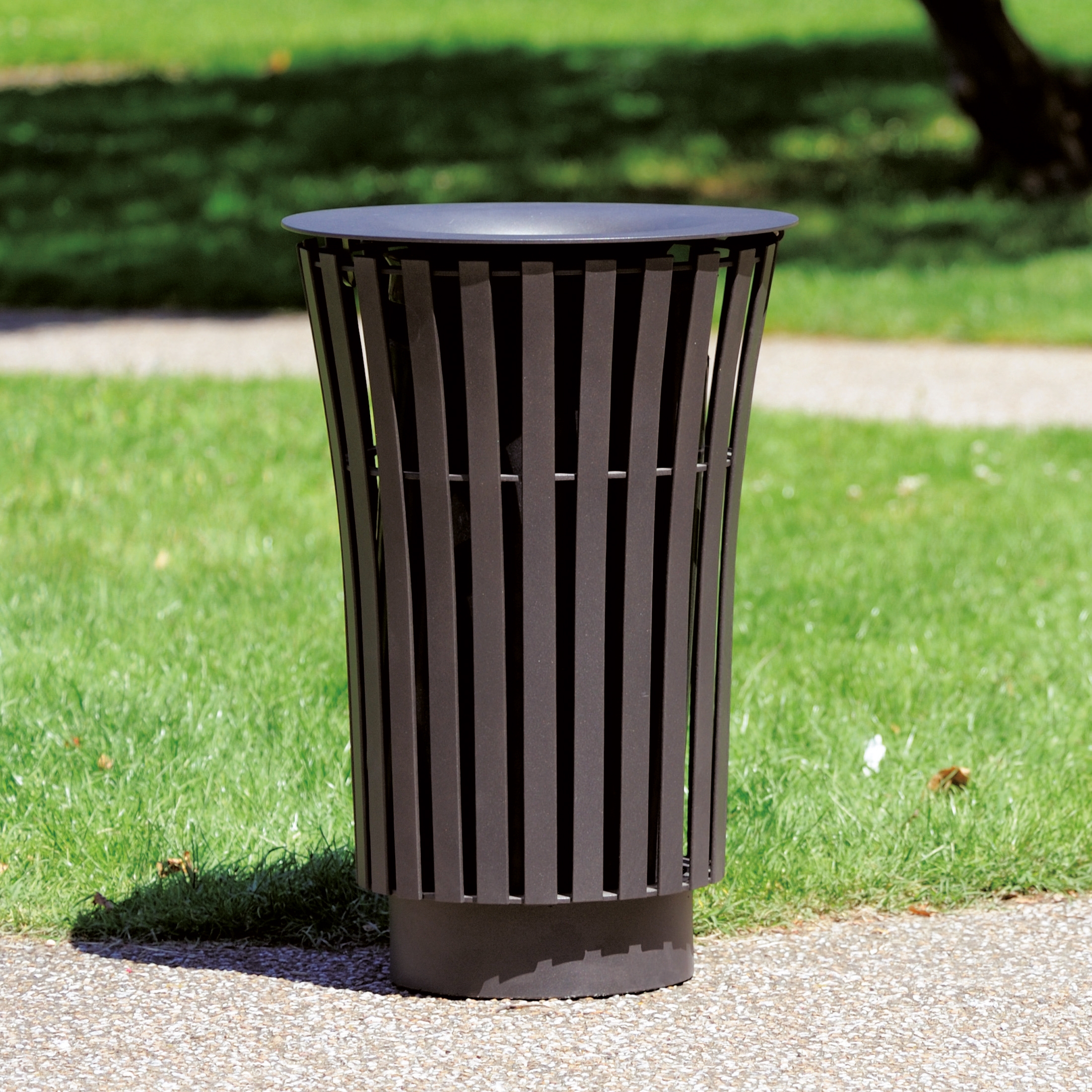 Mostrar el producto Narcisse Litter Bin del fabricante AREA