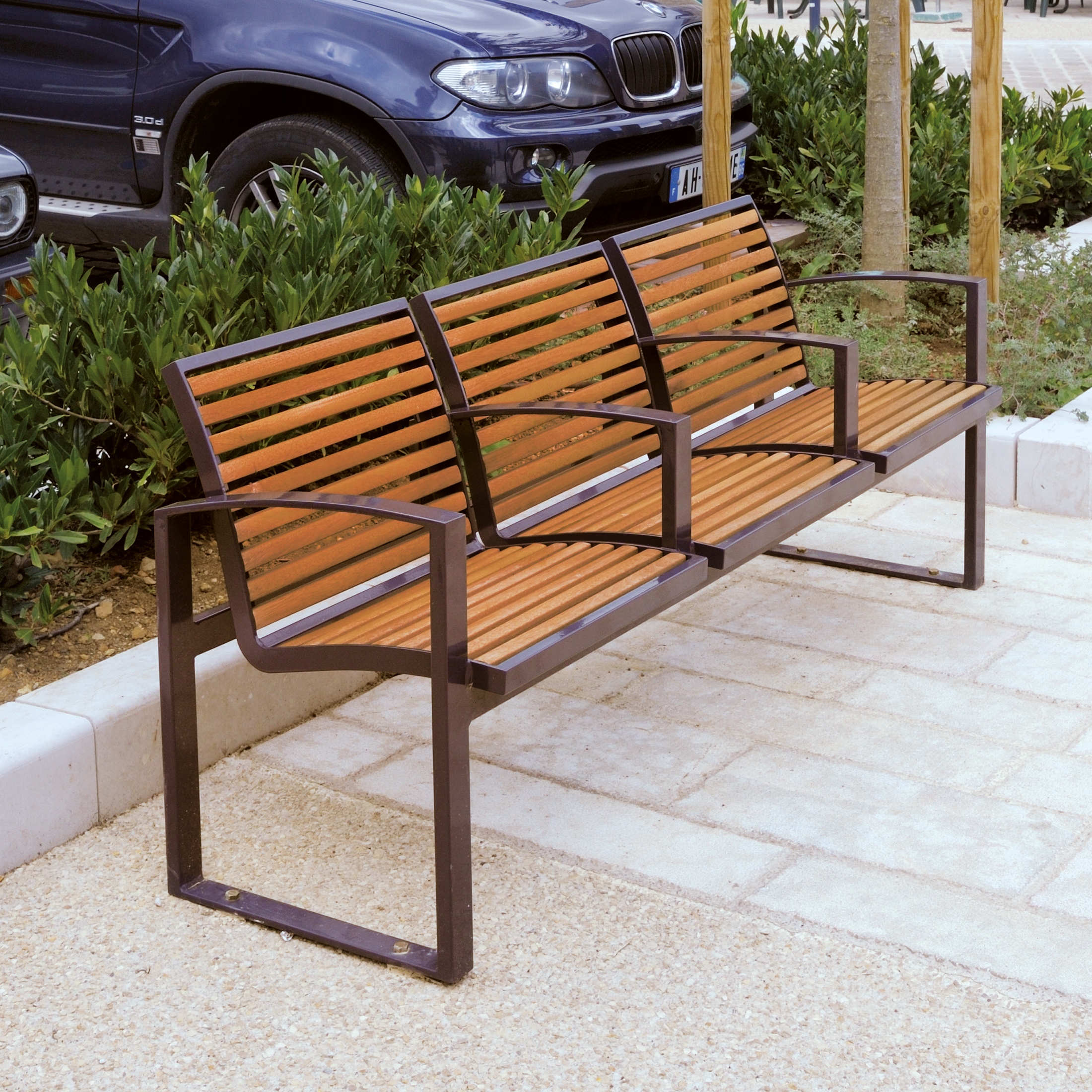 Afficher le produit Banc Public Newport bois du fabricant AREA