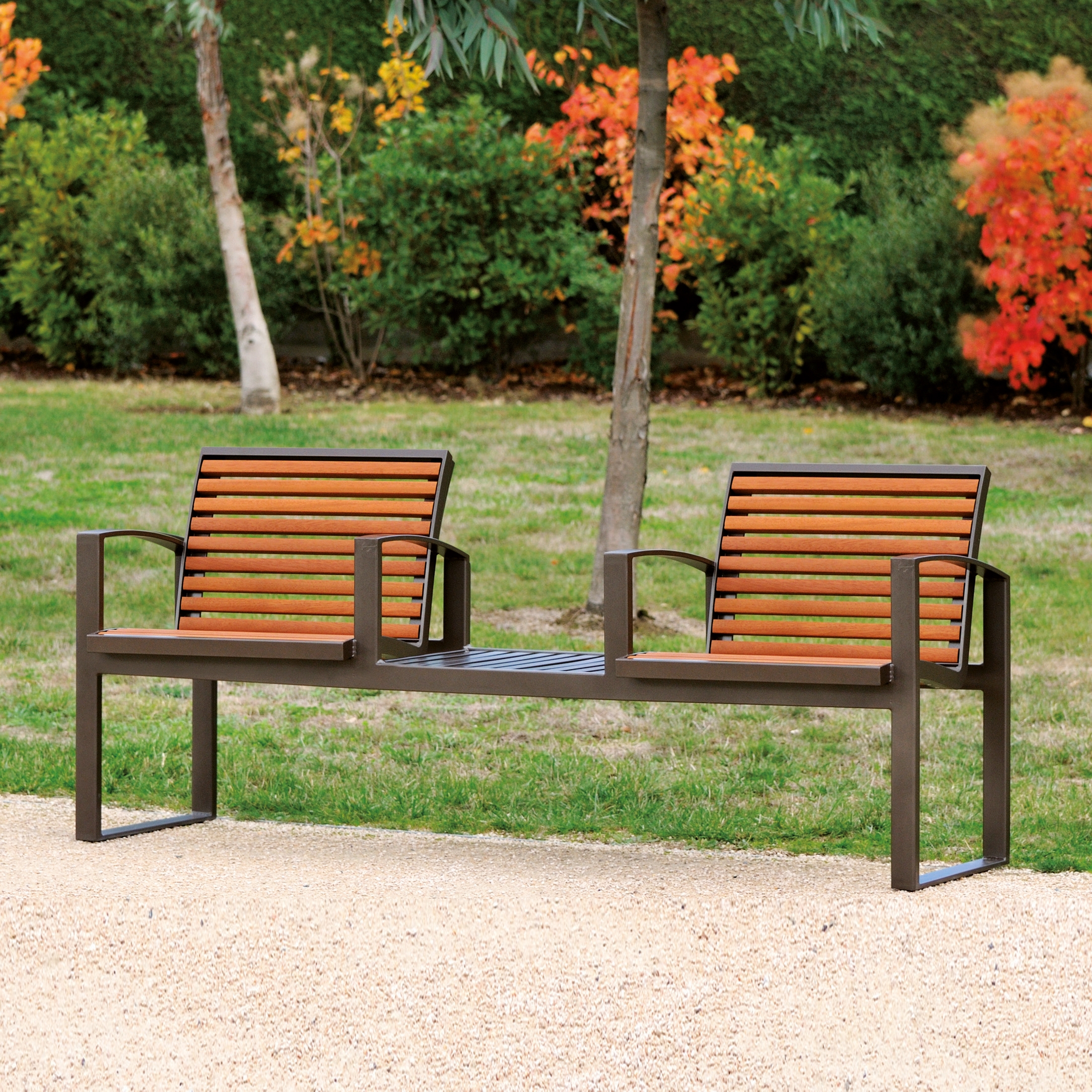 Afficher le produit Banc Public Newport bois du fabricant AREA