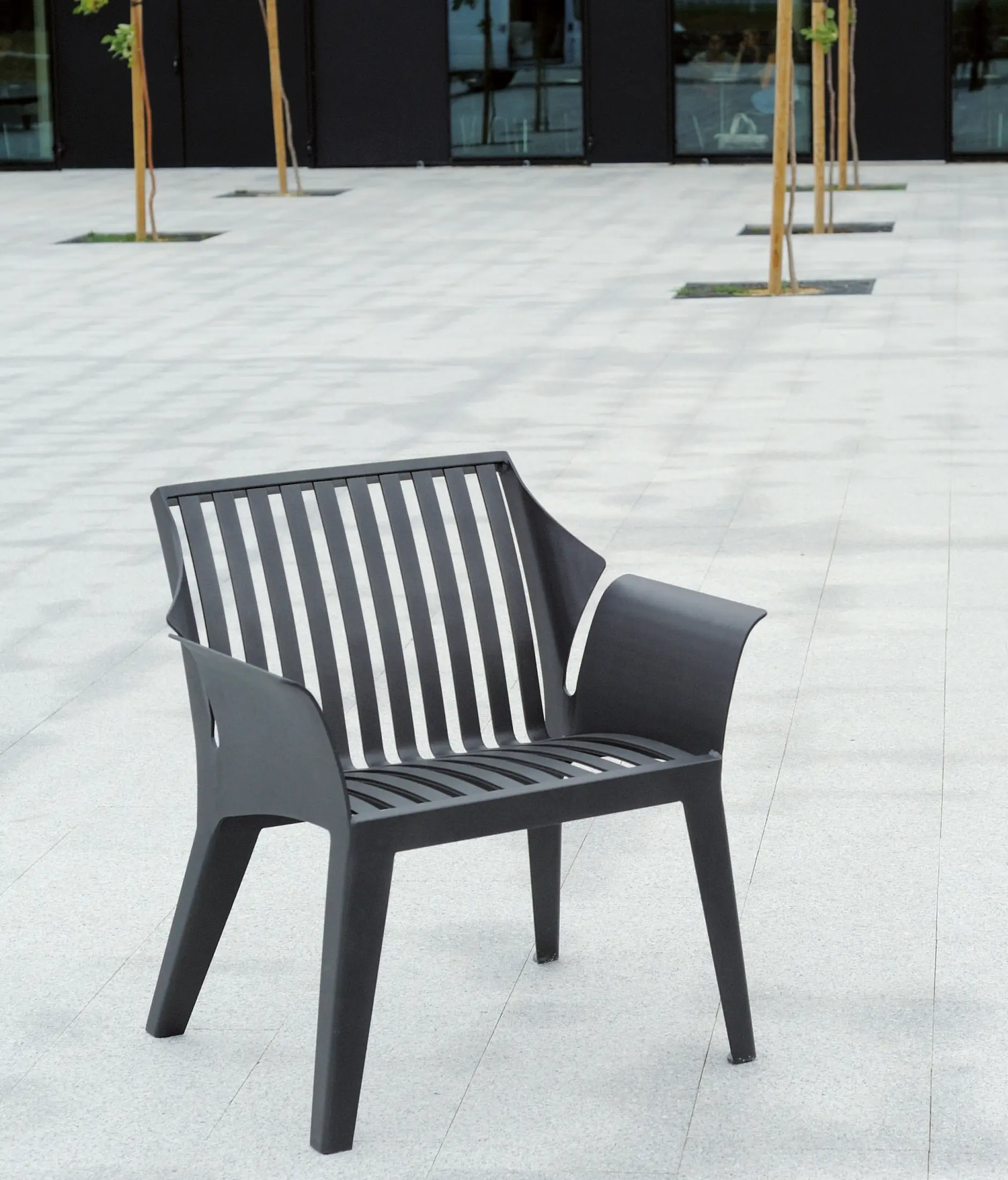 AREA - Vancouver Metal Outdoor Chair