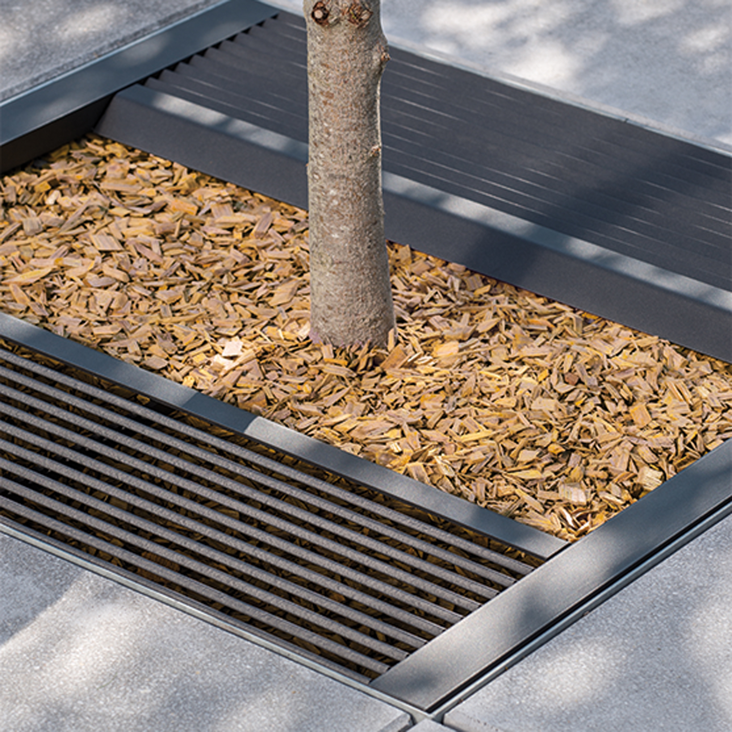Display product Yale Tree Guard from manufacturer AREA