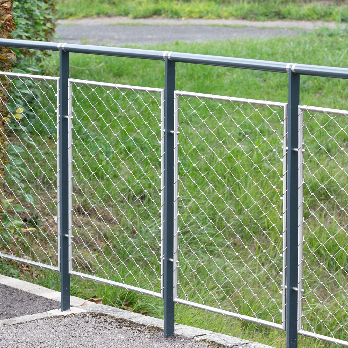 Display product Zenith Guardrail from manufacturer AREA