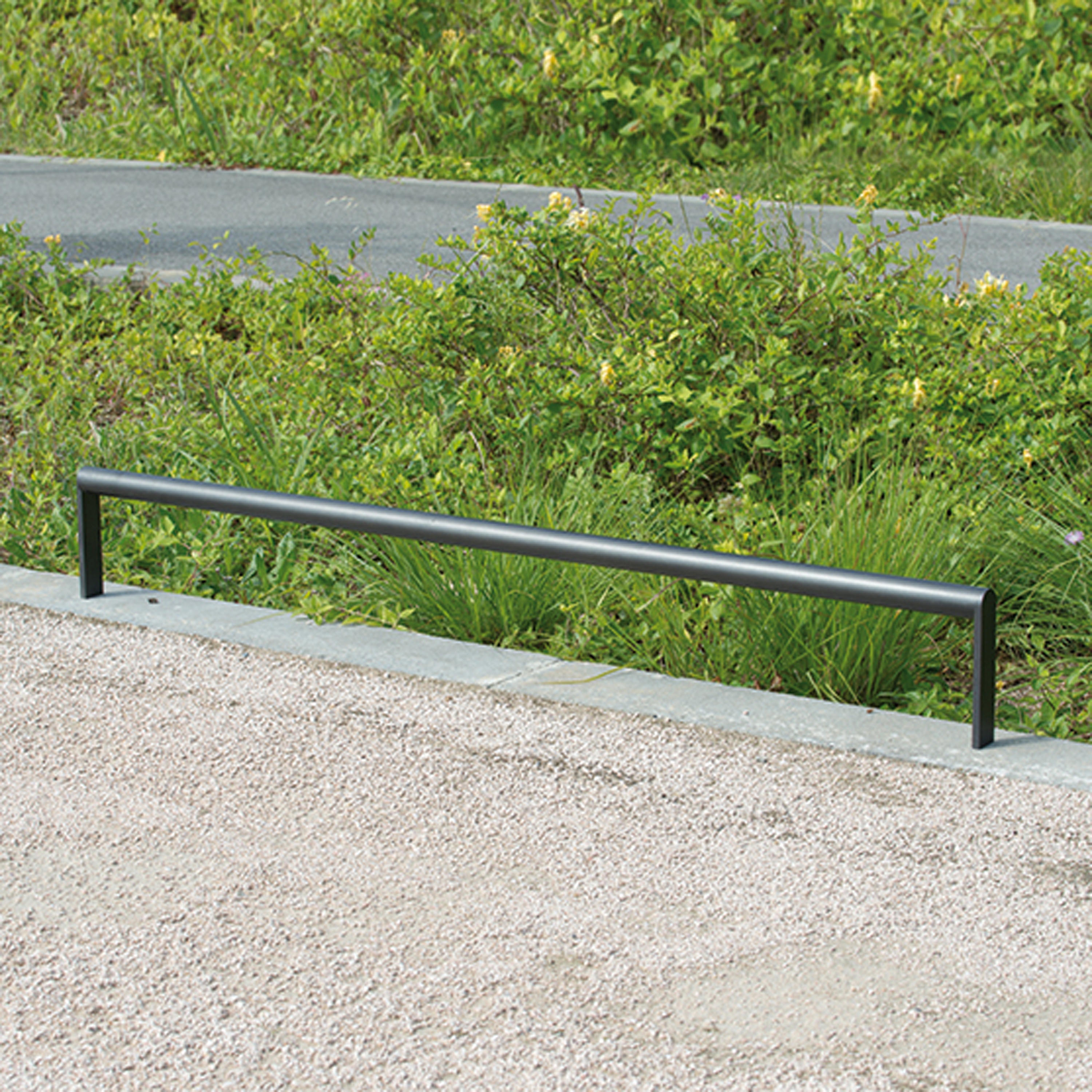 Display product Zenith Low Rail from manufacturer AREA