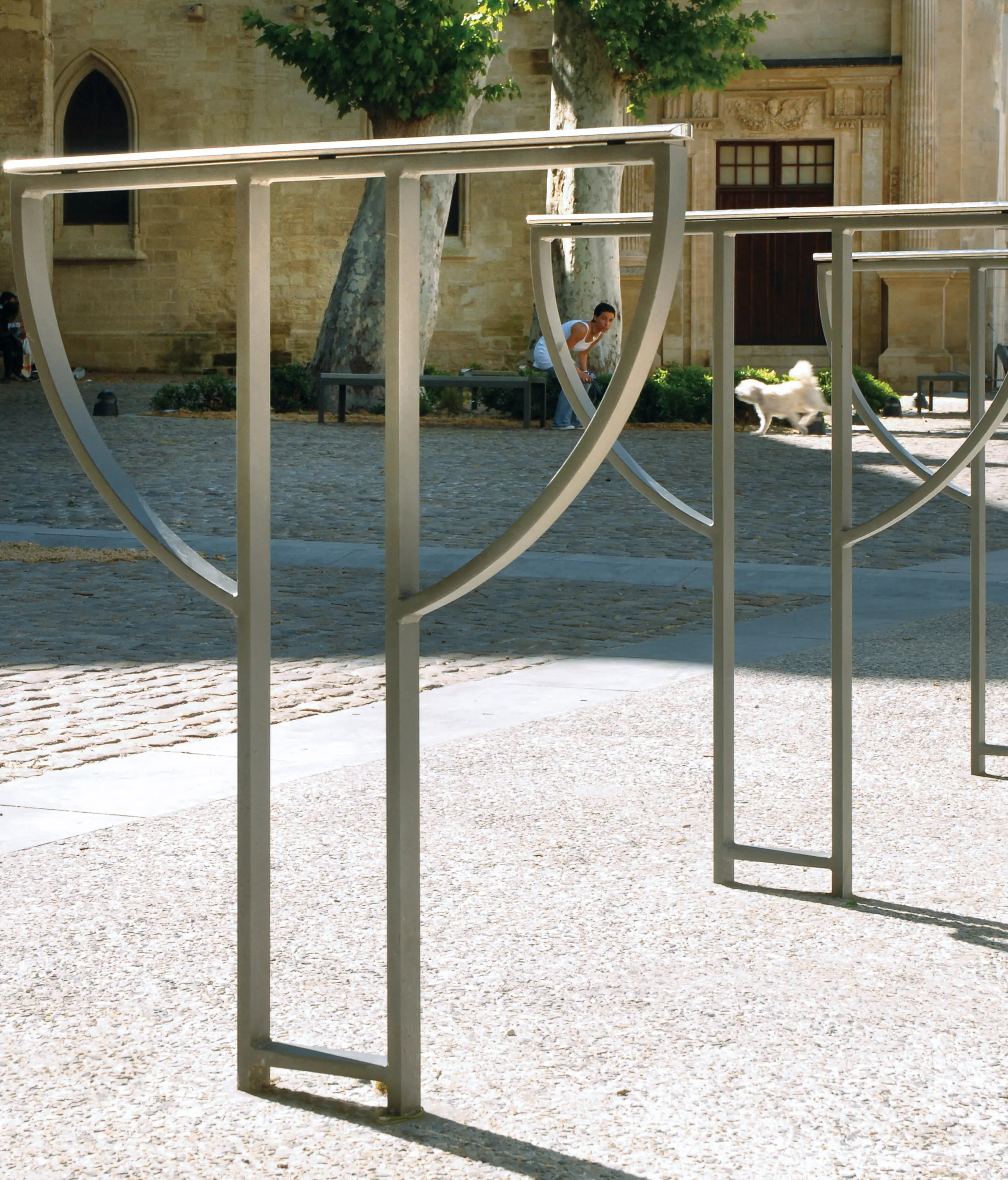 AREA - Acropole Cycle Stand