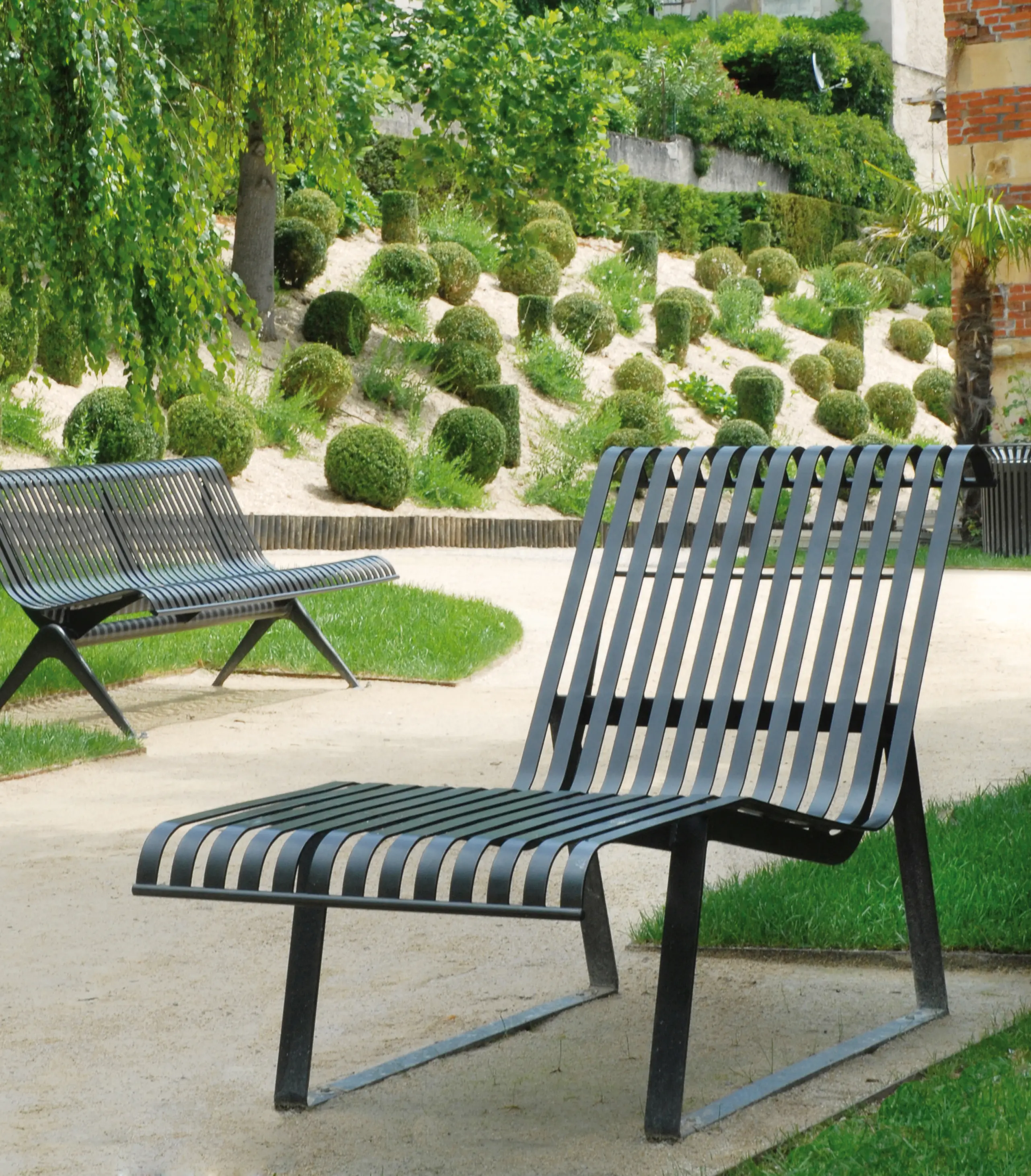 AREA - Miramar Chaise Longue