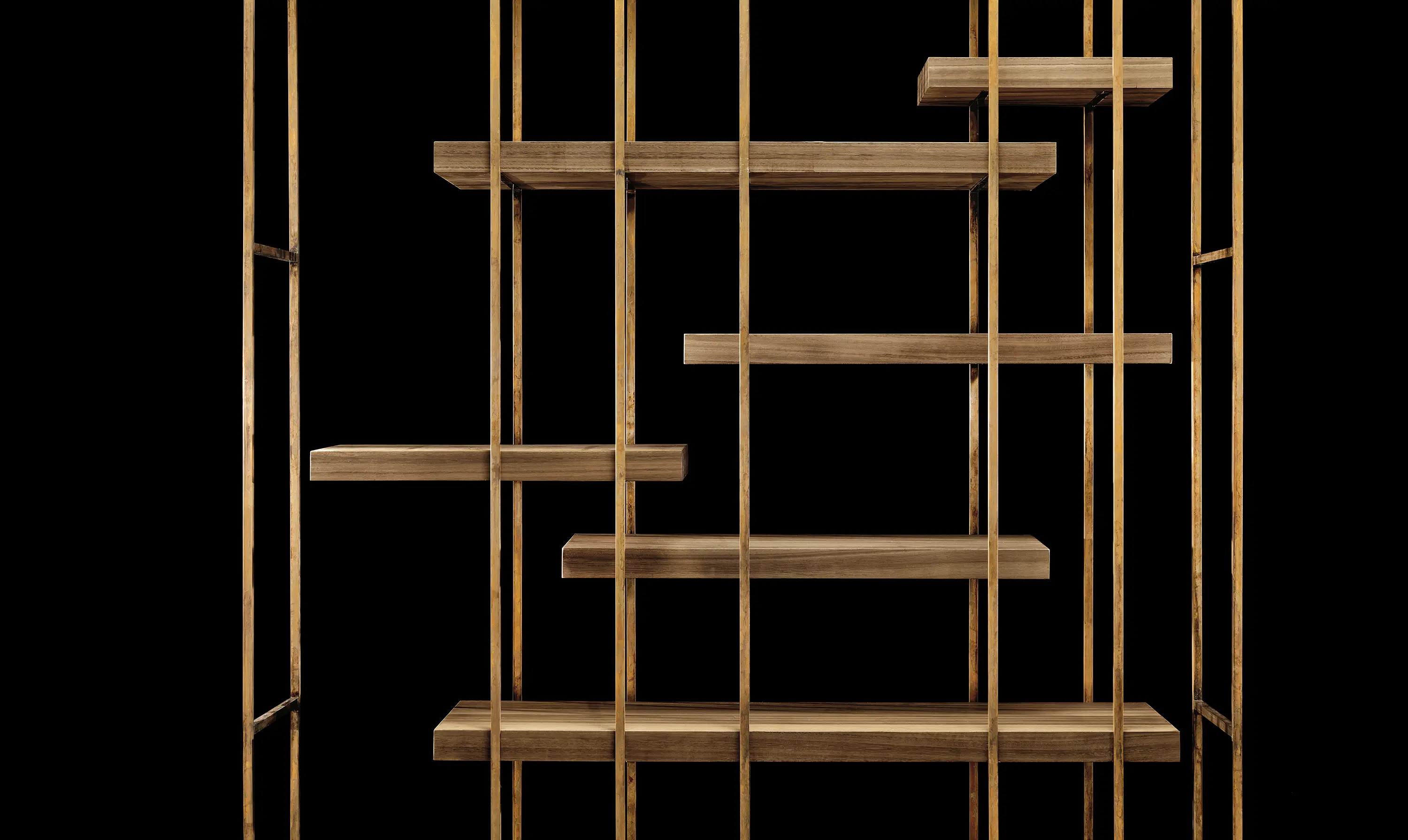 HENGE - Cage B