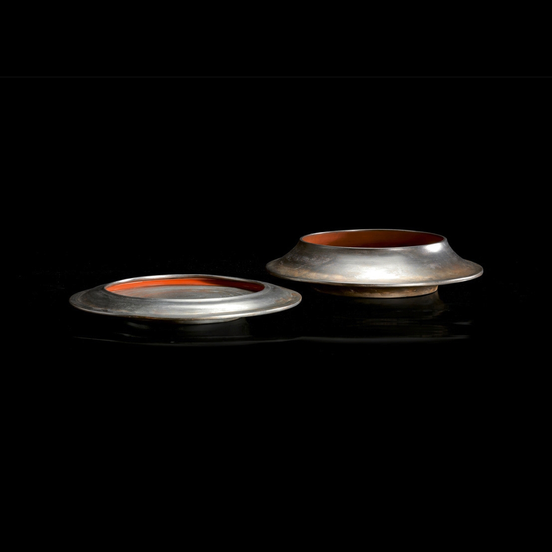 Mostrar el producto H-Vases del fabricante HENGE