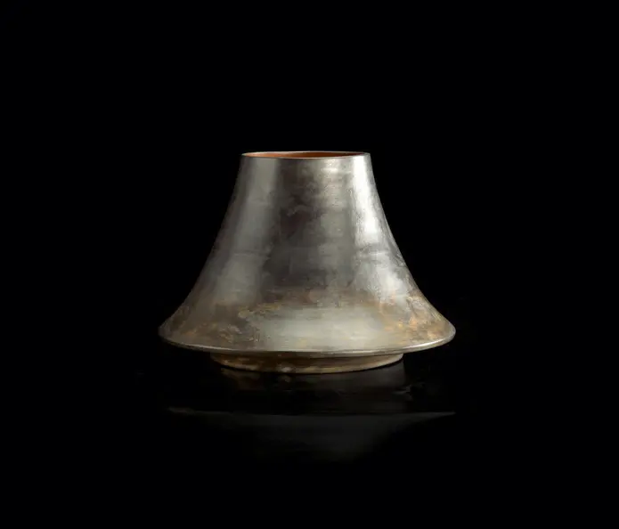 HENGE - H-Vases