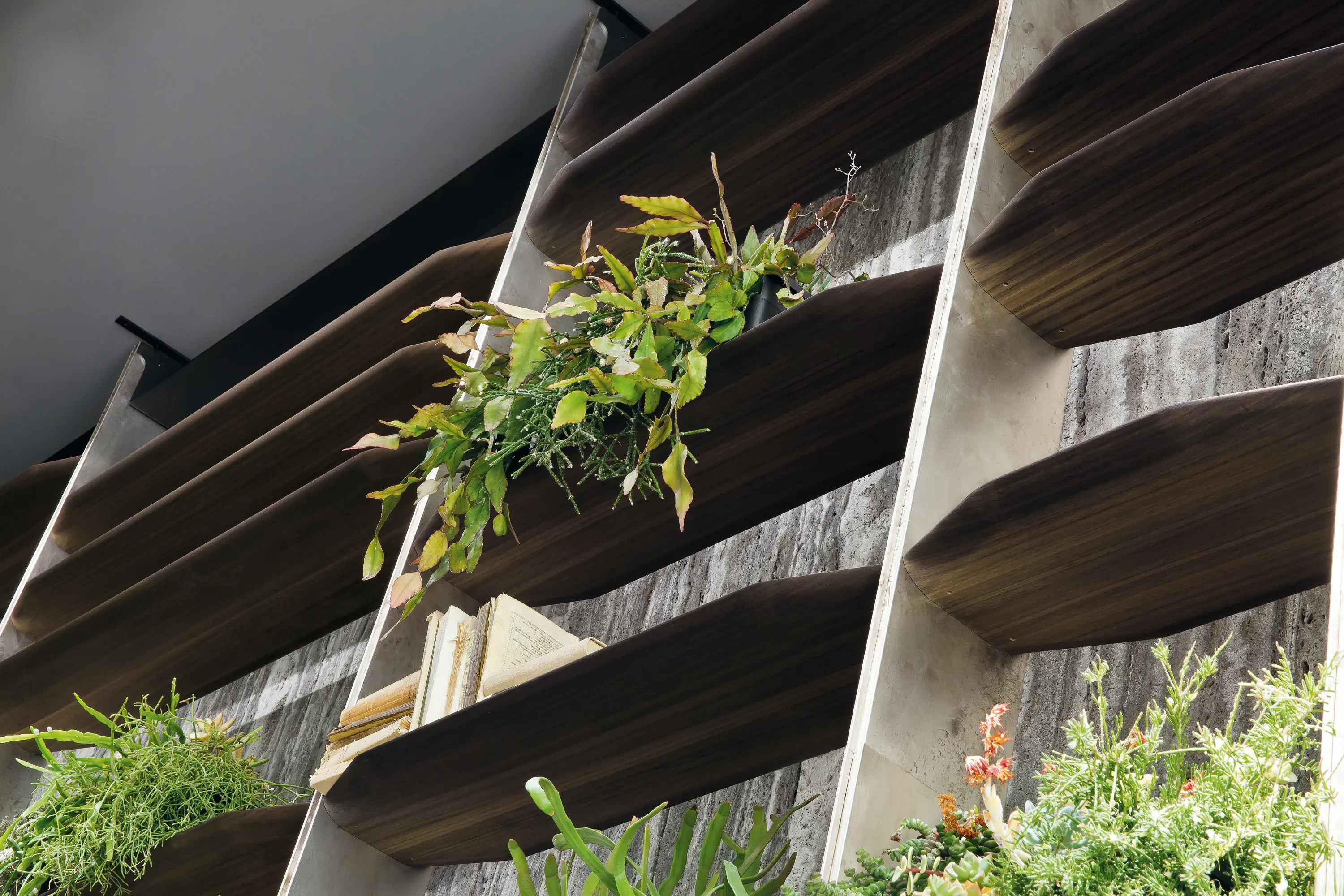 HENGE - Blade Libreria