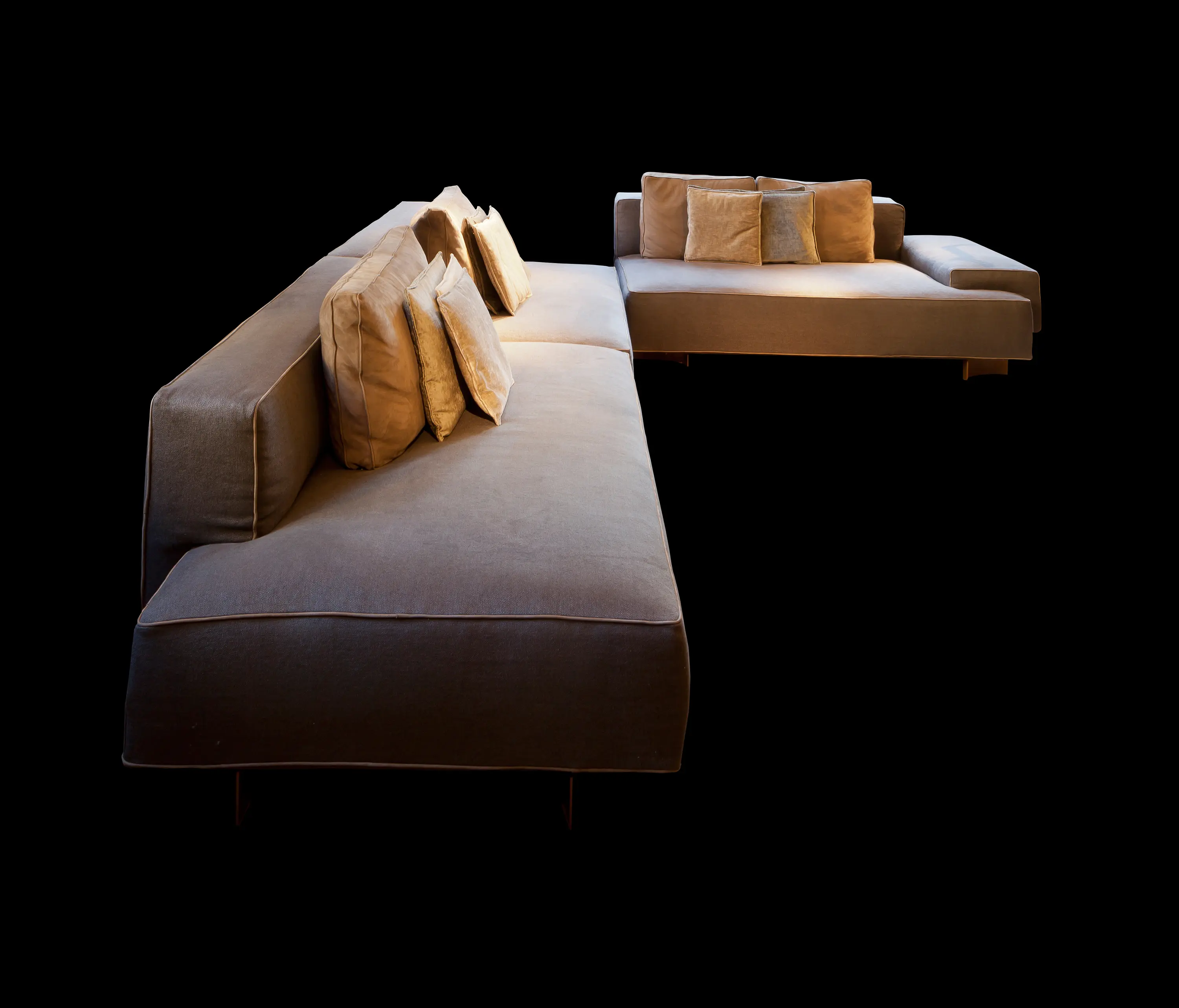 HENGE - Eclipse Sofa