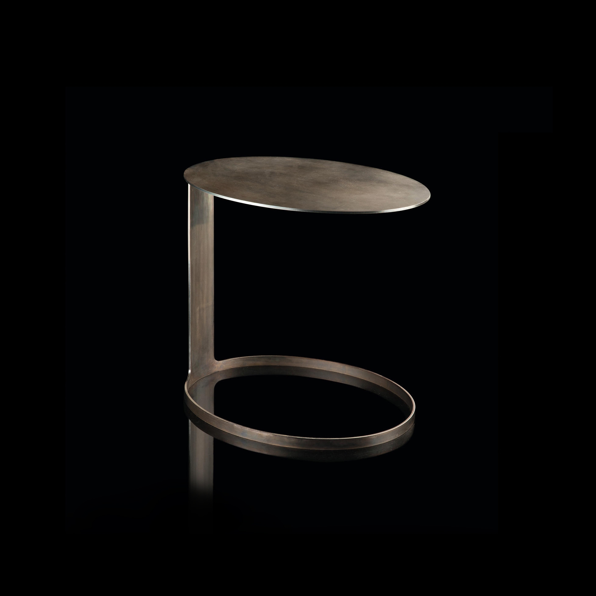 Display product Poke from manufacturer HENGE
